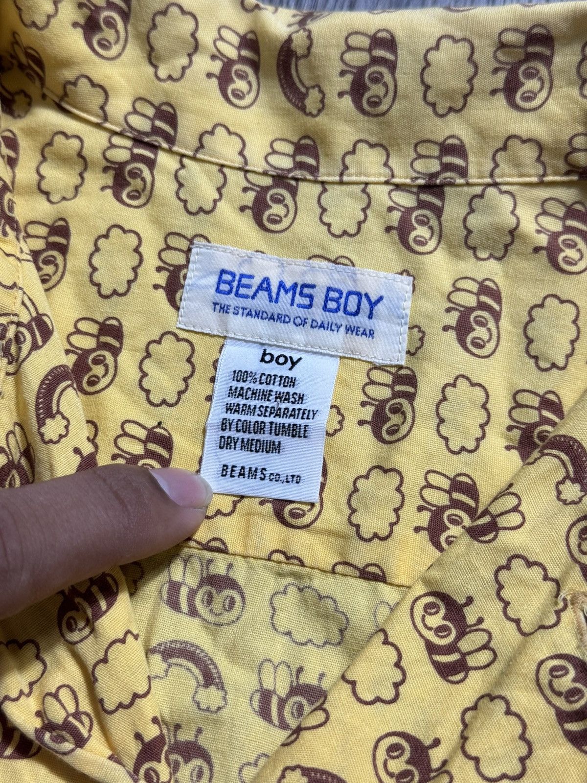 Japanese Brand Beams Boy Japan Print Bee Shirt Button Size US M / EU 48-50 / 2 - 3 Thumbnail