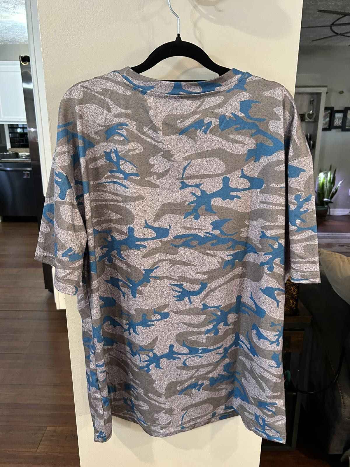 Other XL Blue and Gray Camouflage Print T-Shirt Size XL / US 12-14 / IT 48-50 - 3 Thumbnail