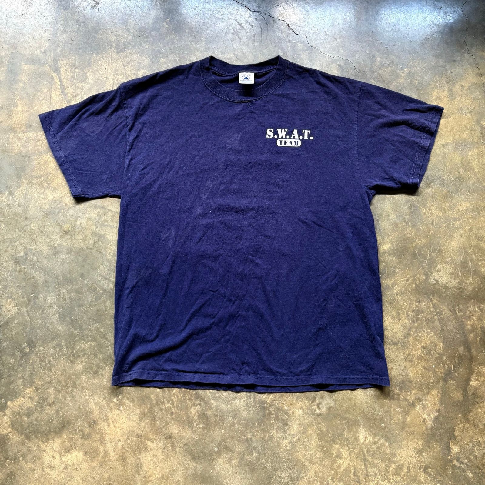 Vintage Vintage SWAT Jesus Parody T-shirt Size US XL / EU 56 / 4 - 1 Thumbnail
