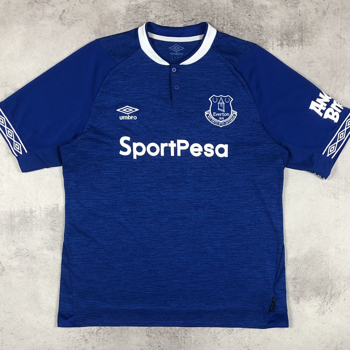 Umbro Everton 2018-2019 Umbro Angry Birds Home Soccer Jersey Size US XL / EU 56 / 4 - 1 Thumbnail