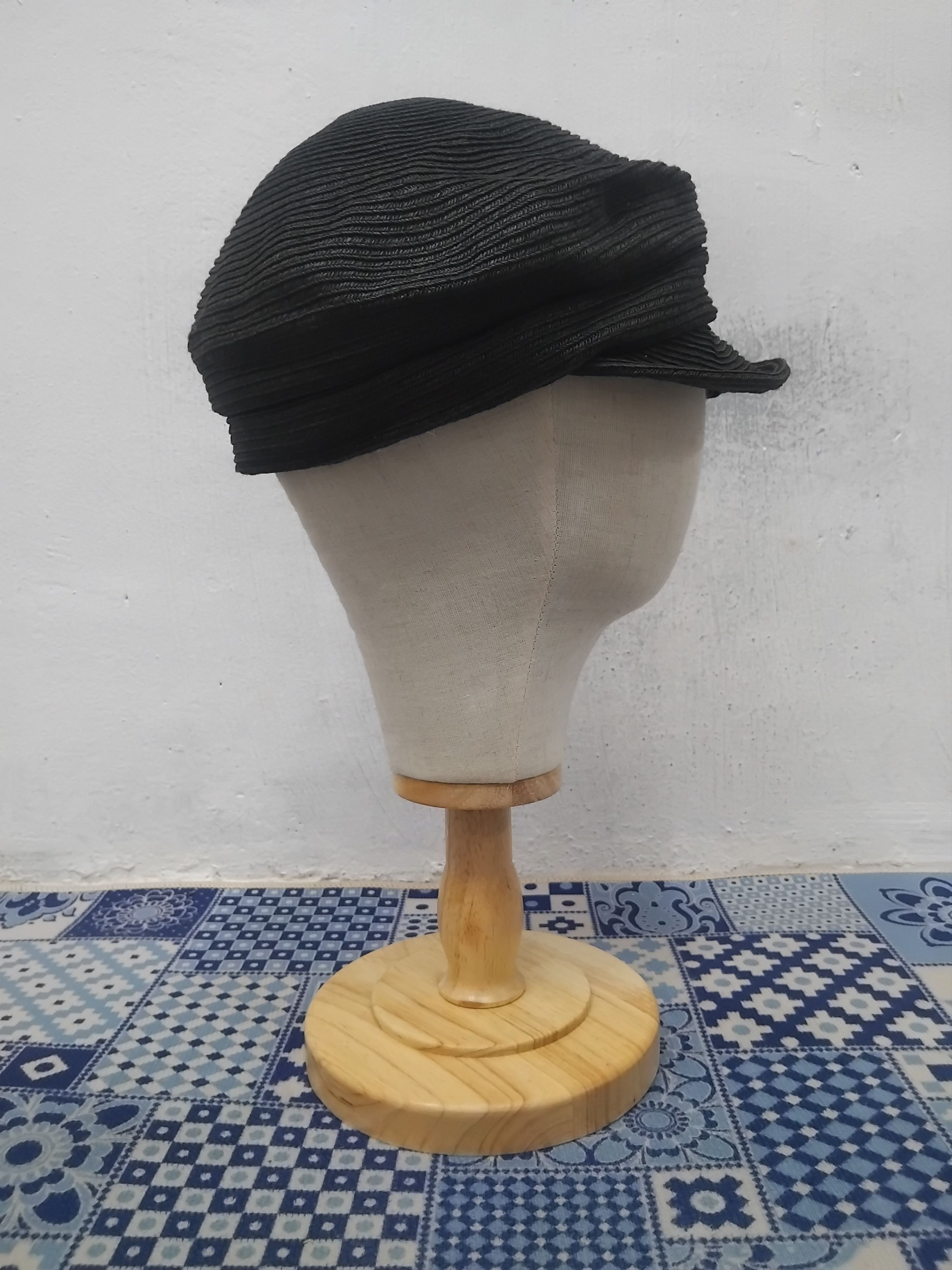 Japanese Brand 💥Unbranded black colour Japanese style hat Size ONE SIZE - 5 Thumbnail