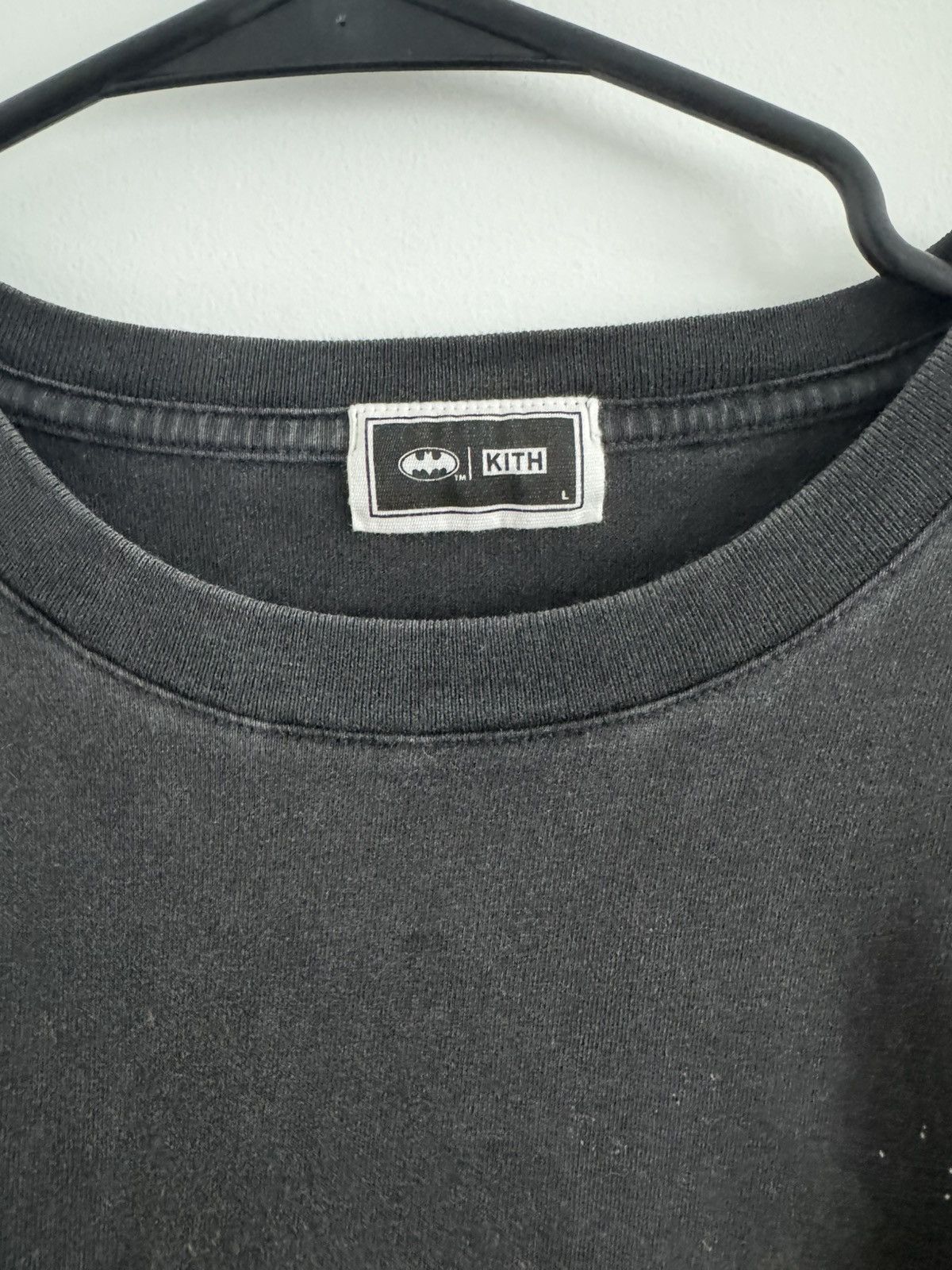 Kith Kith Batman Dark Knight Rises Vintage Tee Size Large Size US L / EU 52-54 / 3 - 3 Thumbnail