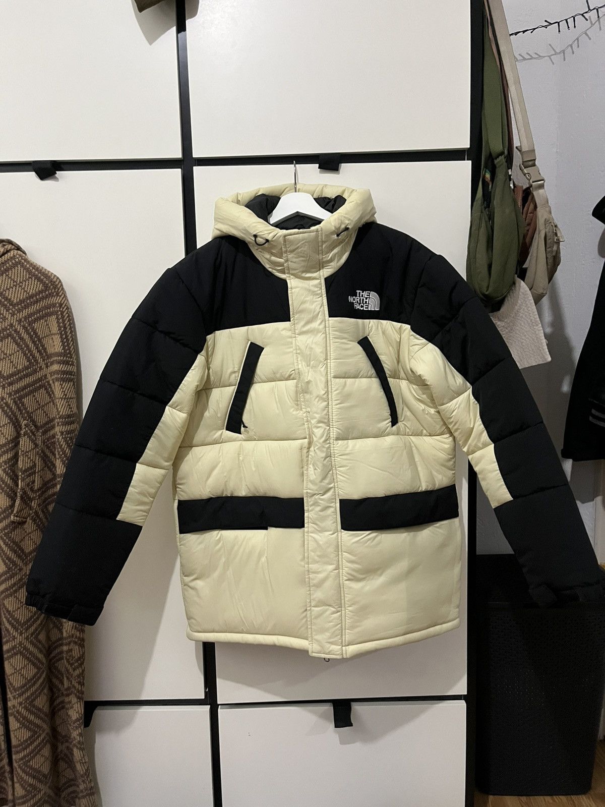The North Face The North Face Long Puffer Jacket Size US L / EU 52-54 / 3 - 1 Thumbnail