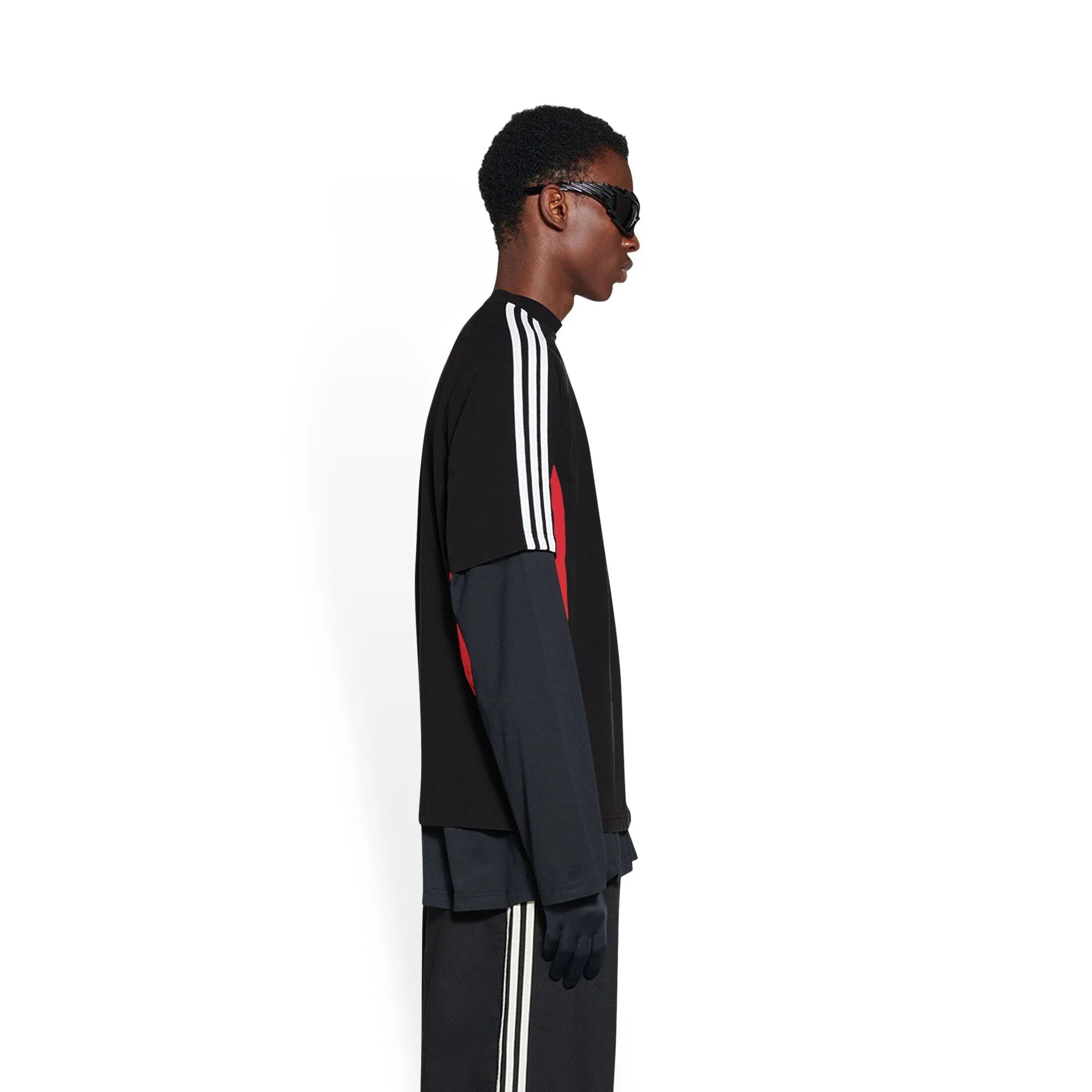 Adidas × Balenciaga o1srvl11e0424 T-Shirt Medium Fit in Black/White/Red Size US S / EU 44-46 / 1 - 4 Thumbnail