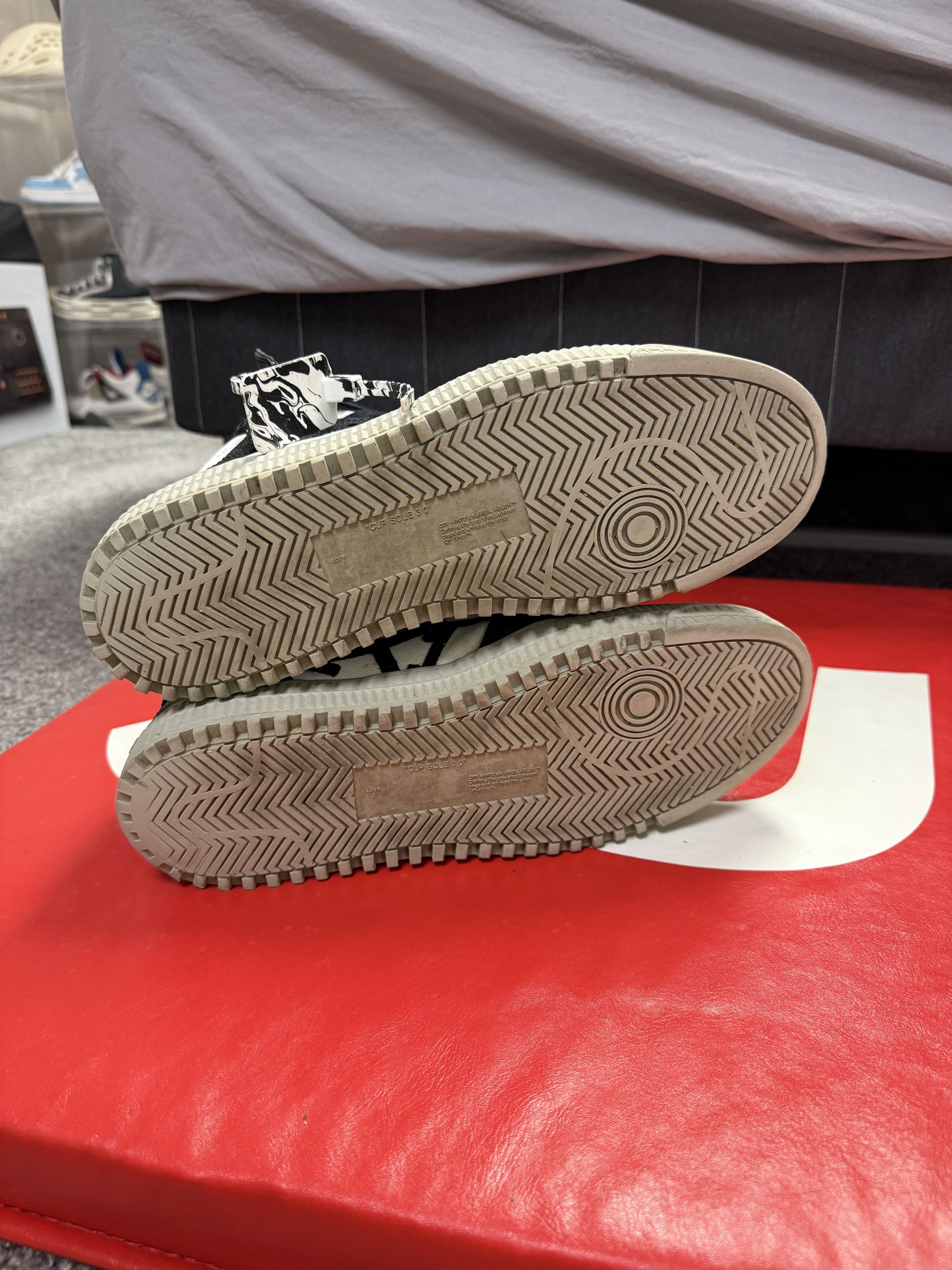 Off-White 3.0 Off Court Size US 9 / EU 42 - 8 Thumbnail