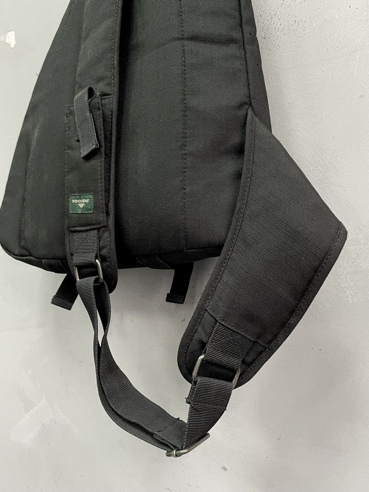 Dockers Vintage Dockers Black Shoulder Bag oakley Style y2k hype Size ONE SIZE - 10 Thumbnail