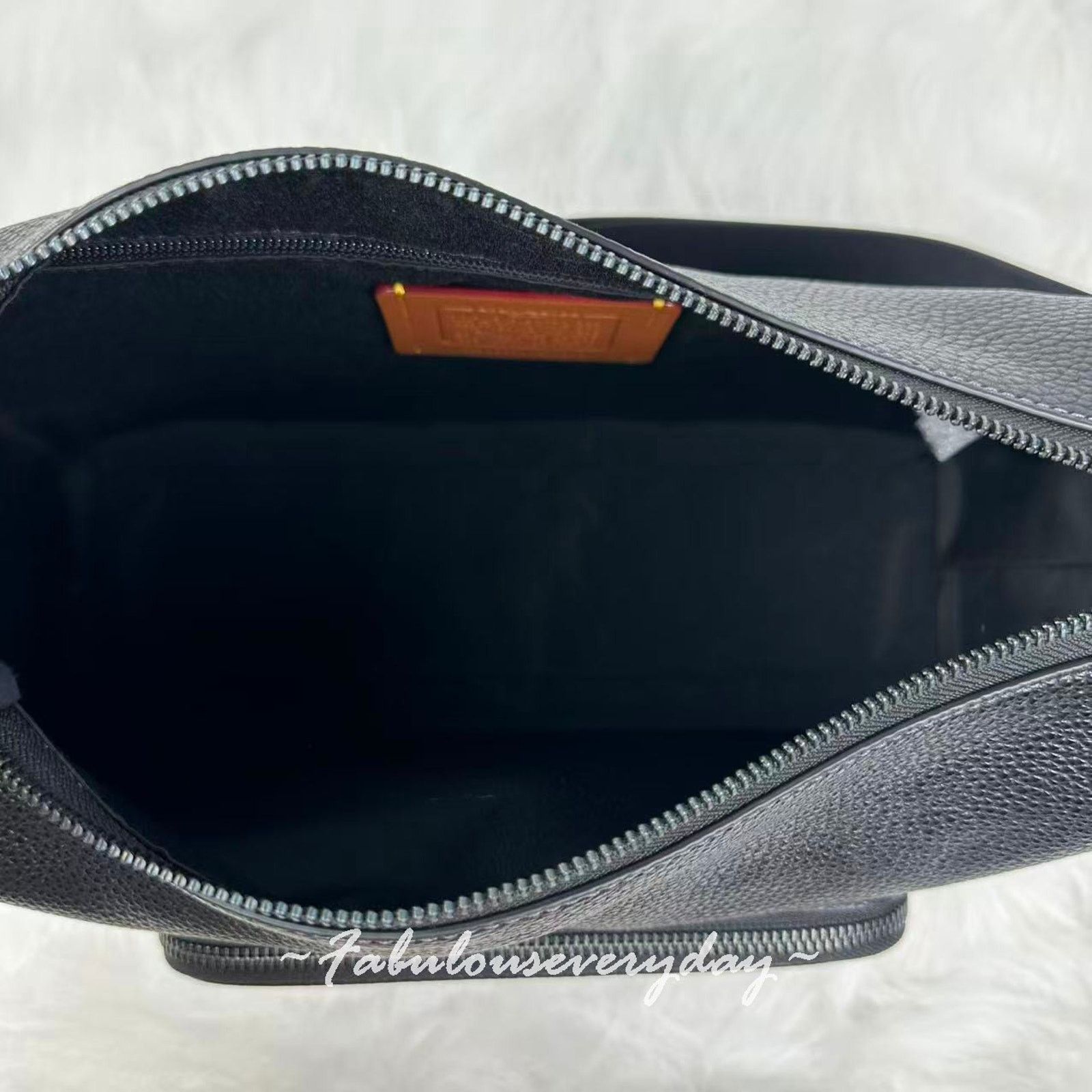 Coach Coach Men's Finn Crossbody Bag Pockets Leather/Silver/Black Size ONE SIZE - 7 Thumbnail