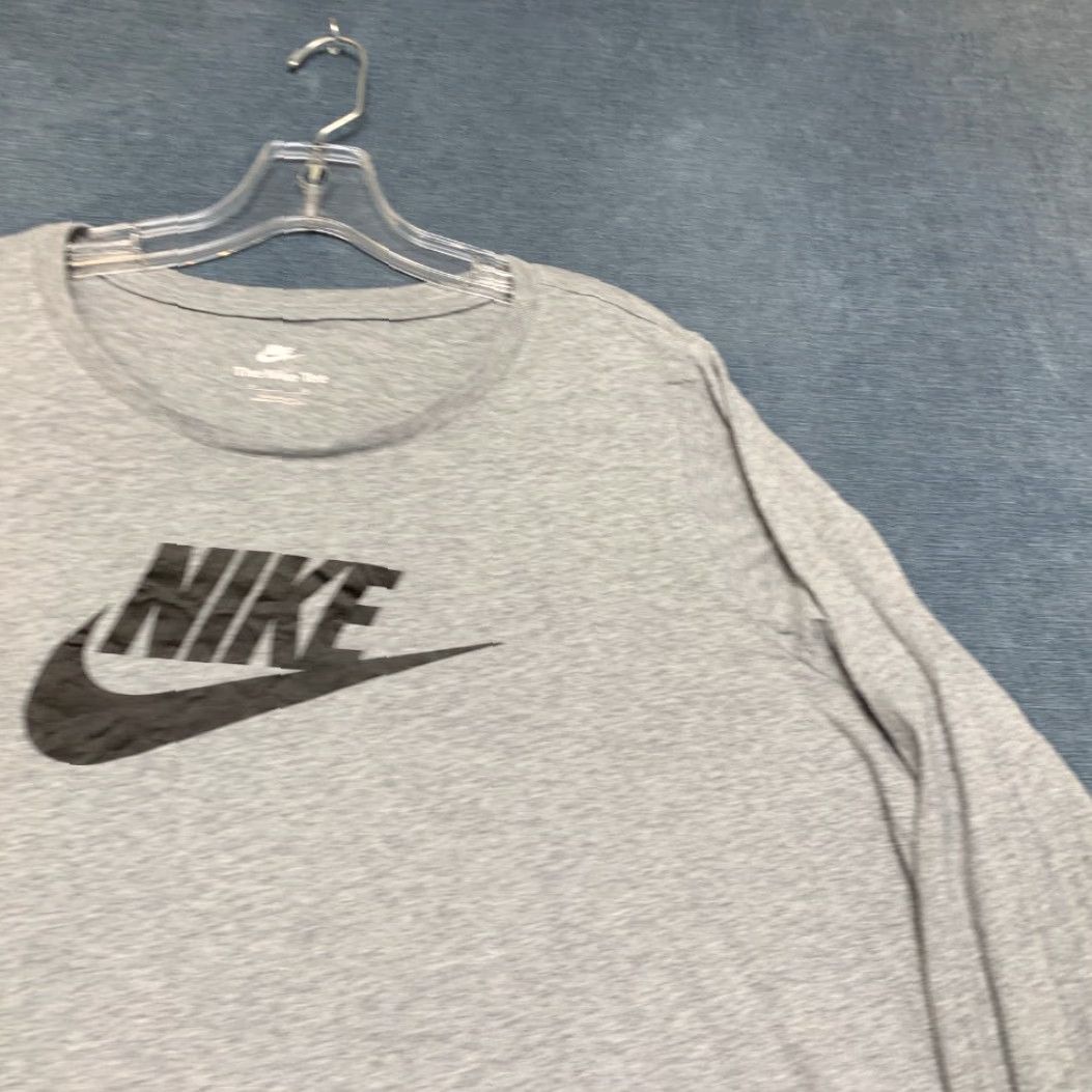 Nike Nike T-Shirt Womens Medium Heather Gray Swoosh Logo Round Hem Everyday Wear Size M / US 6-8 / IT 42-44 - 5 Thumbnail
