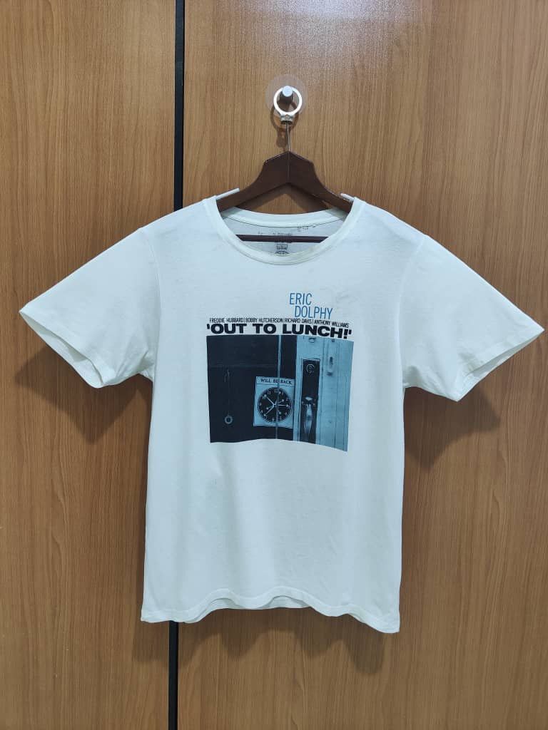 Vintage uniqlo ERIC DOLPHY AOP JAZZ T SHIRT CHET BAKER MILES DAVIS Size US L / EU 52-54 / 3 - 2 Thumbnail