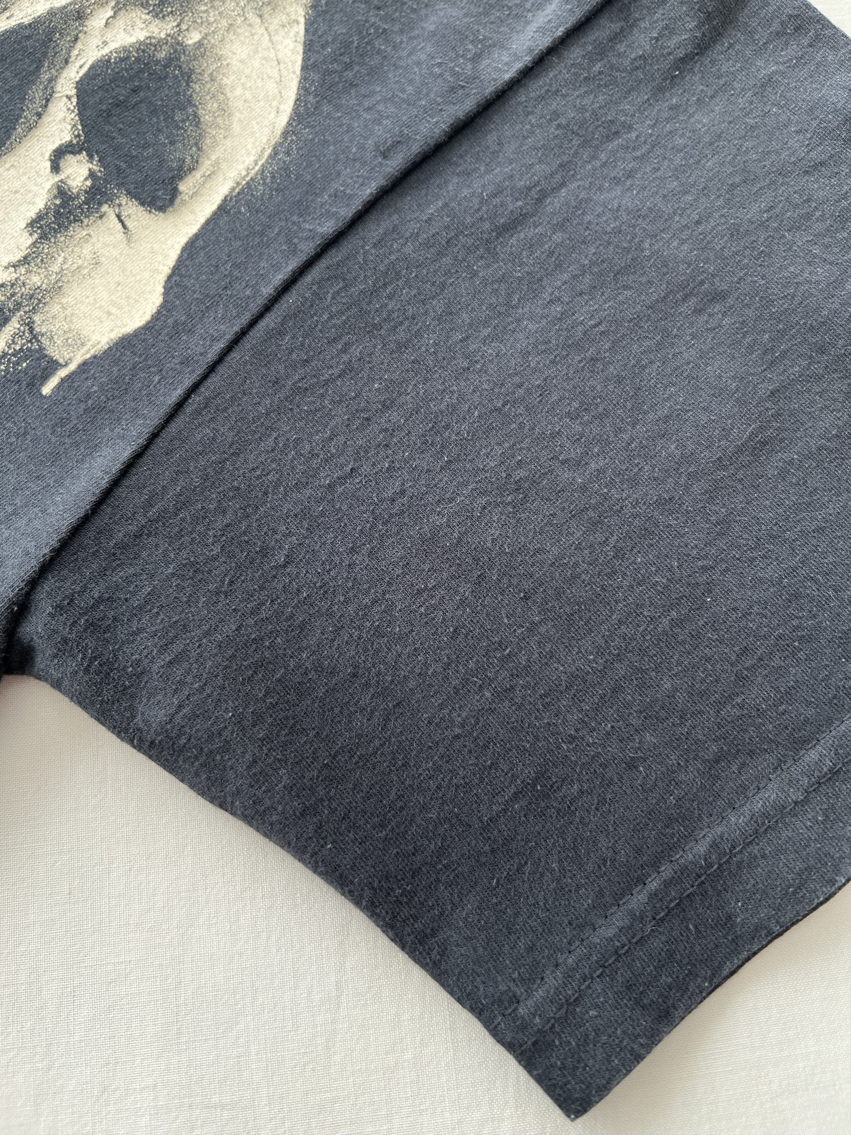 Band Tees Vintage 2000s Deftones Skull Metal Band Y2k Black T-shirt Size US L / EU 52-54 / 3 - 13 Thumbnail