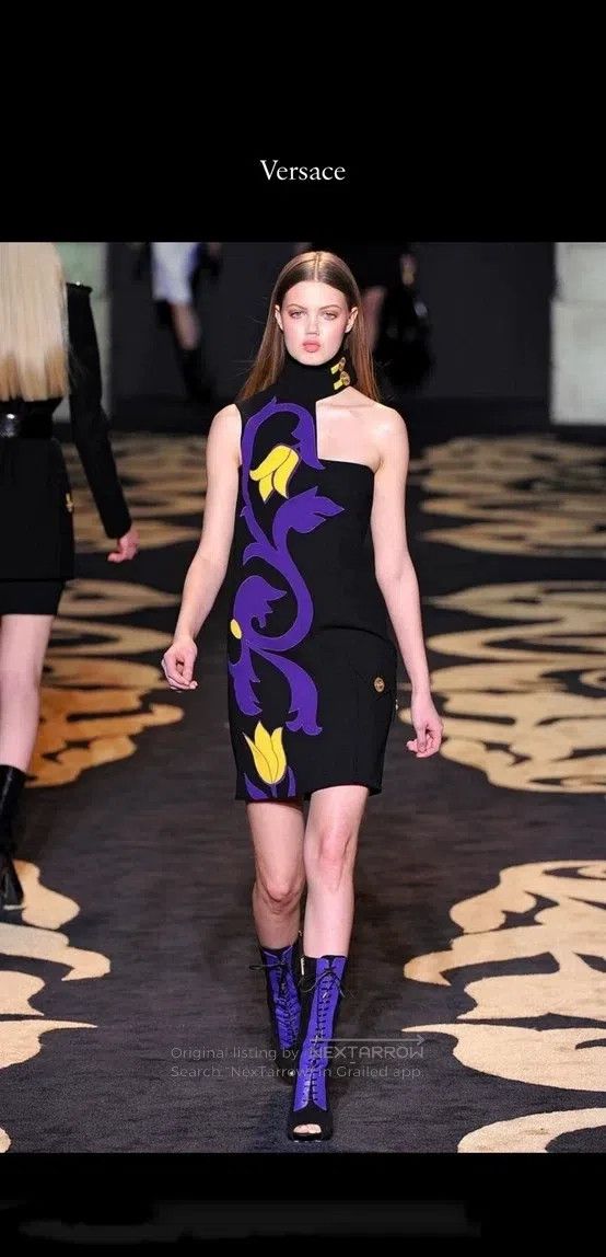 Versace Versace Dress dress Size M / US 6-8 / IT 42-44 - 1 Thumbnail
