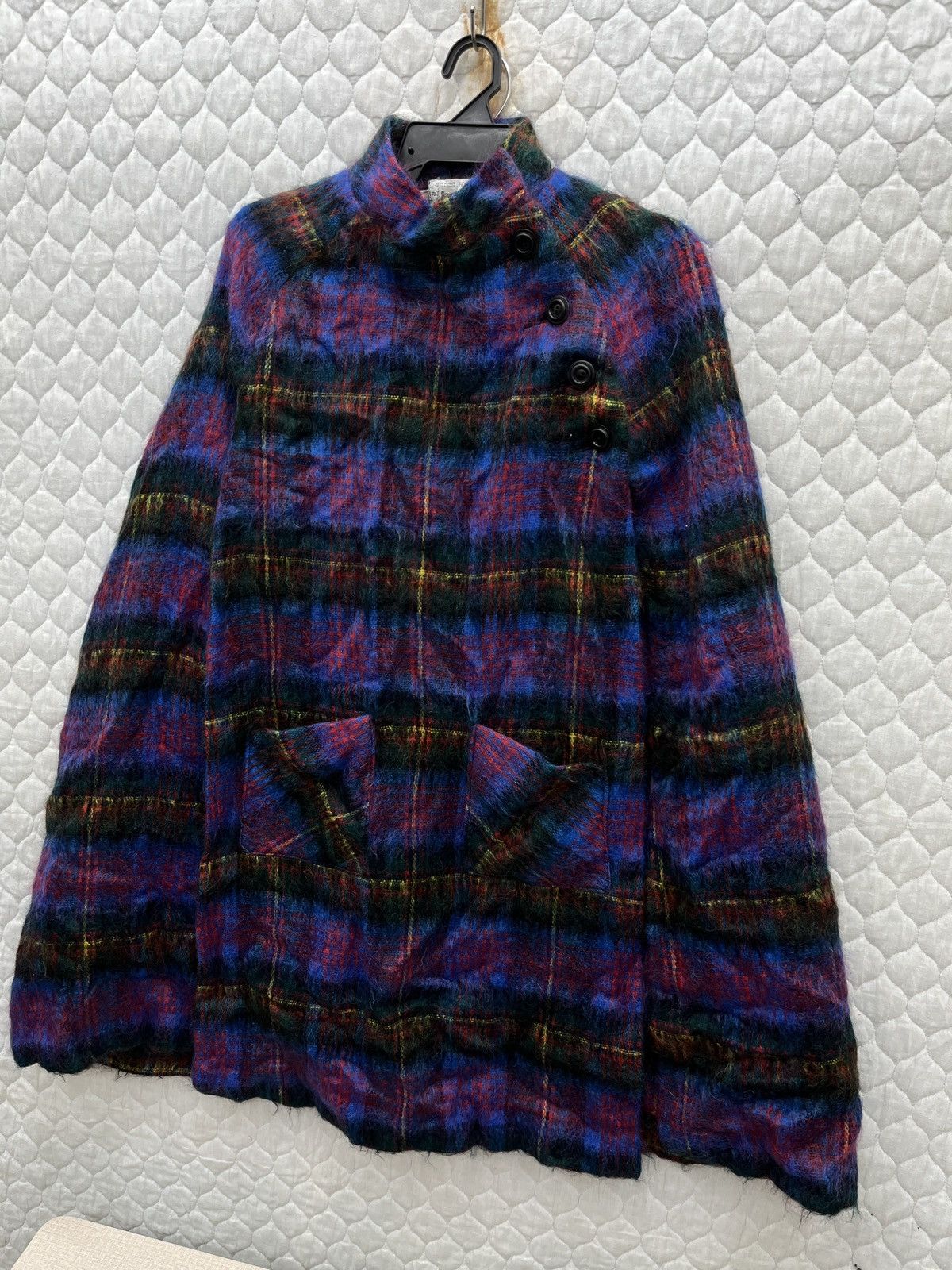 Vintage 🔥🔥🔥STEALS RANNOCH DESIGN DOUBLE POCKET MOHAIR WOOL POCHO Size ONE SIZE - 3 Thumbnail