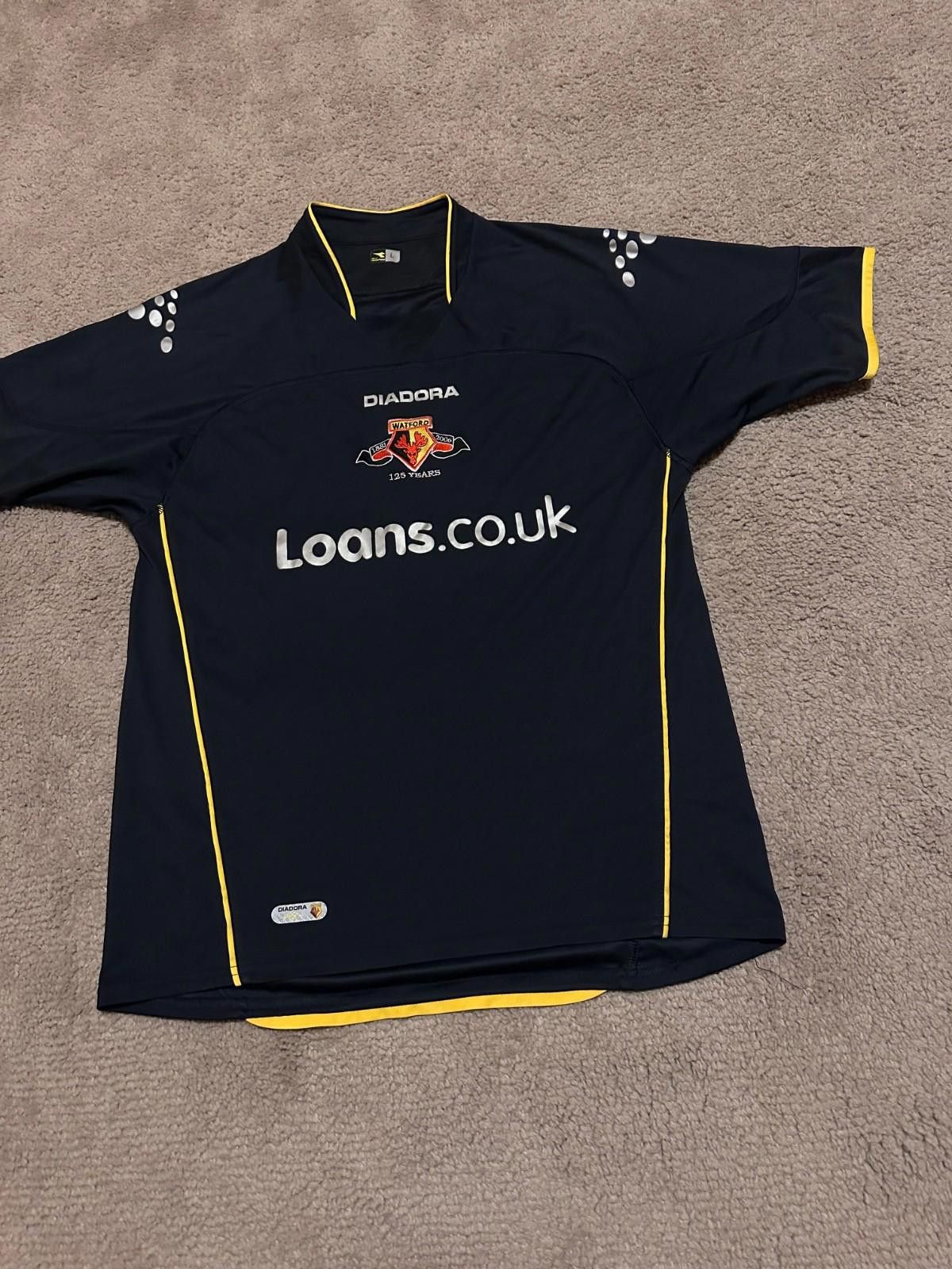 Diadora WATFORD 2006/2007 AWAY FOOTBALL SHIRT DIADORA VINTAGE JERSEY Size US L / EU 52-54 / 3 - 2 Thumbnail