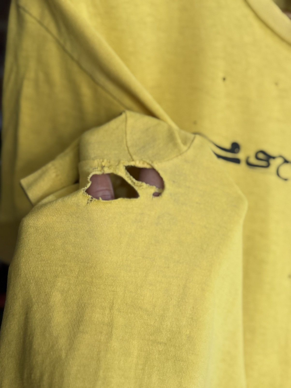 Stussy Thrashed Vintage Stussy Arabic International Tee Size US L / EU 52-54 / 3 - 8 Thumbnail