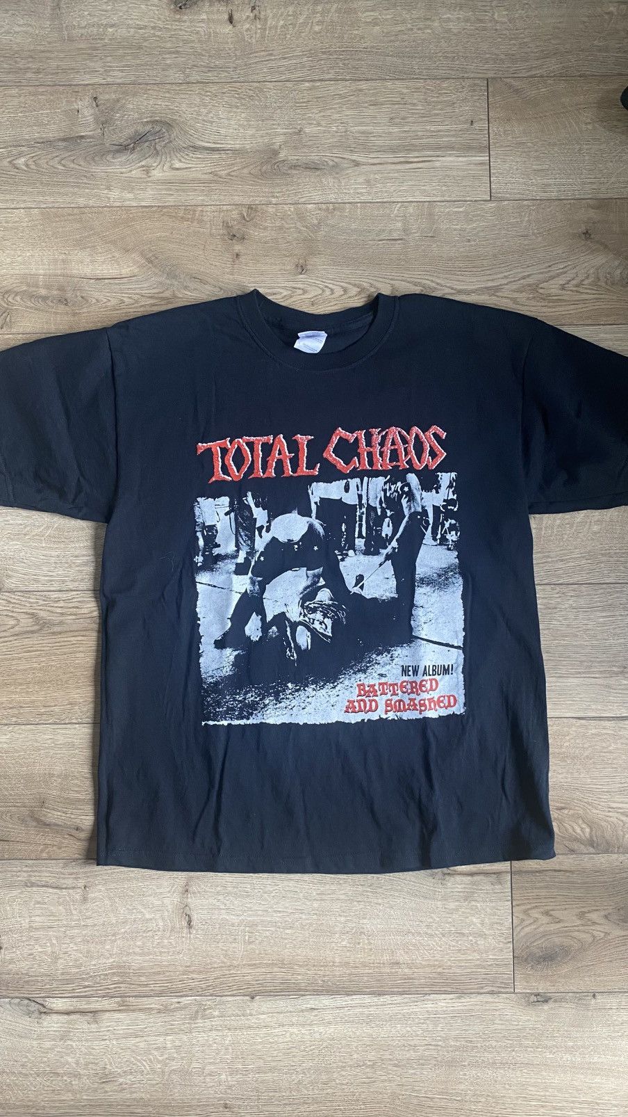 Other Total Chaos Battered and Smashed merch tee Size US L / EU 52-54 / 3 - 1 Thumbnail