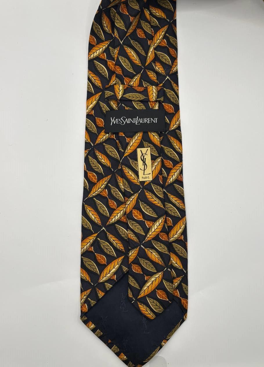 Yves Saint Laurent Vintage Yves Saint Laurent Silk Tie | Navy Autumn Leaf Italy Size ONE SIZE - 1 Thumbnail