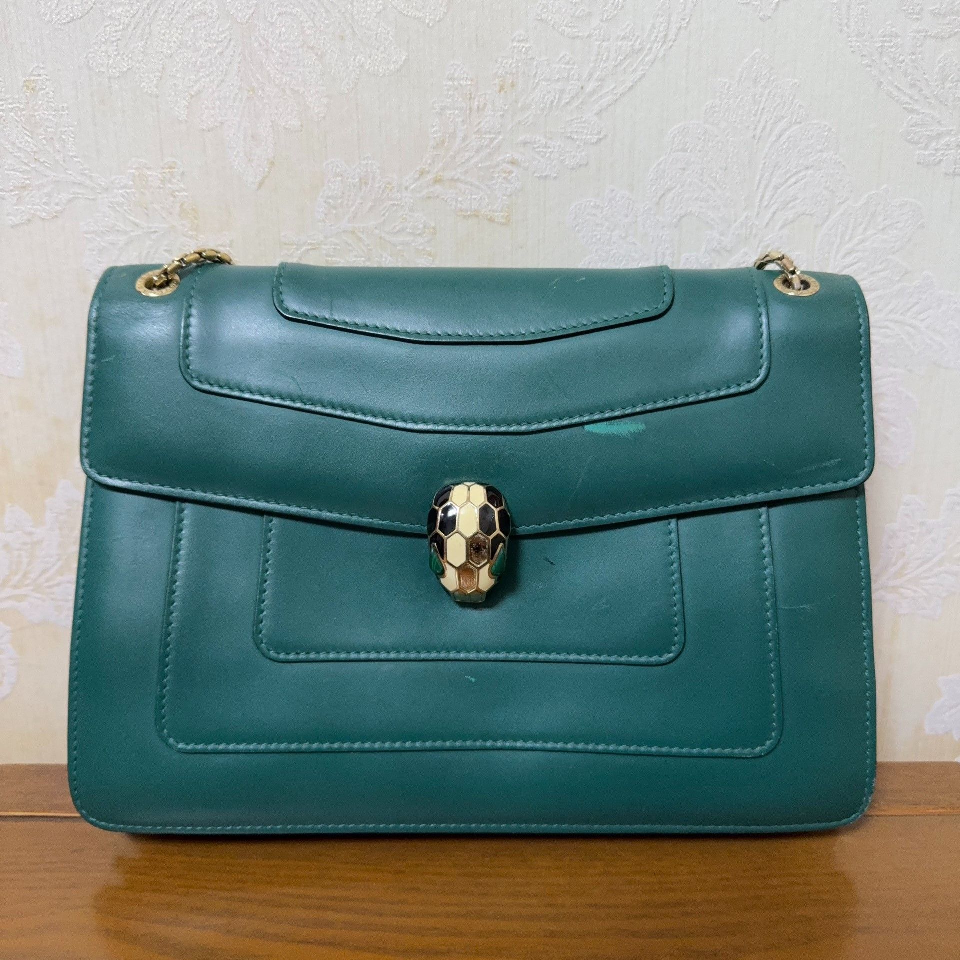 Bvlgari Bvlgari Leather Green Shoulder Bag 37 Women Size ONE SIZE - 1 Thumbnail
