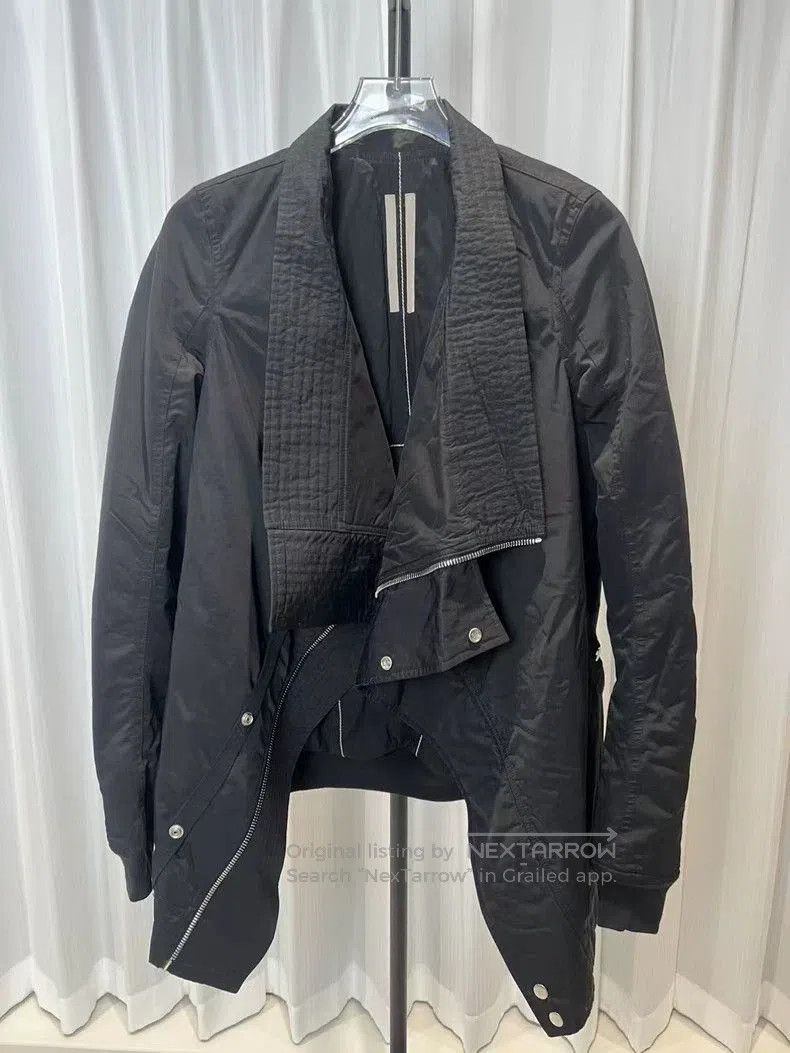 Rick Owens Rick Owens Asymmetrical Jacket in Black. Size US M / EU 48-50 / 2 - 1 Thumbnail