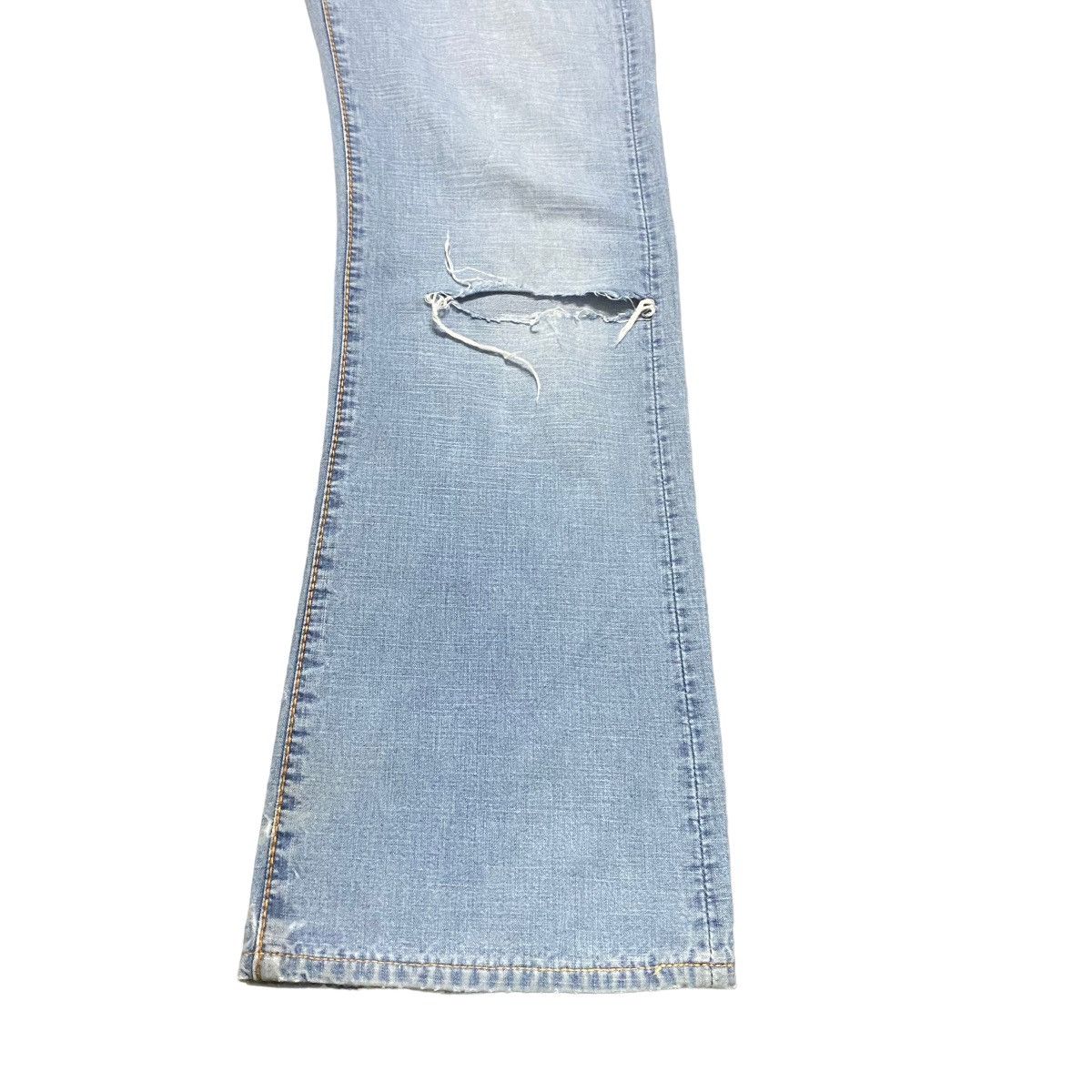 Evisu Evisu Light Denim Flare Jeans Thrashed Size 30" / US 8 / IT 44 - 8 Thumbnail