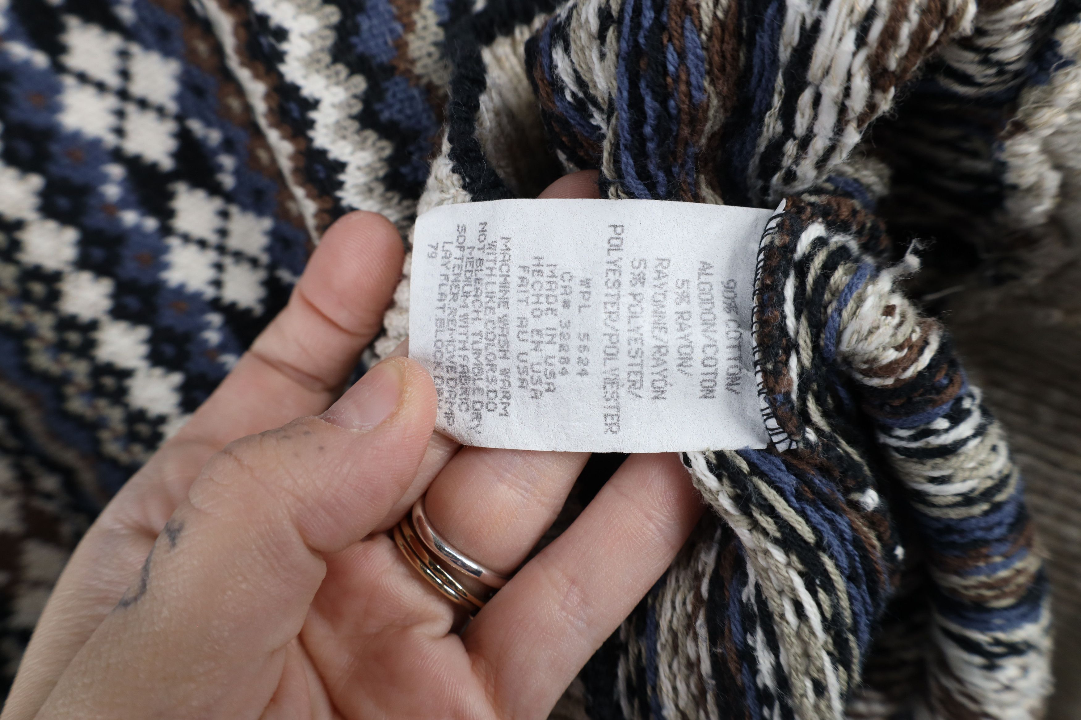 Vintage Vintage 90s Coogi Style Rainbow Fair Isle Knit Sweater USA Size US XL / EU 56 / 4 - 5 Thumbnail