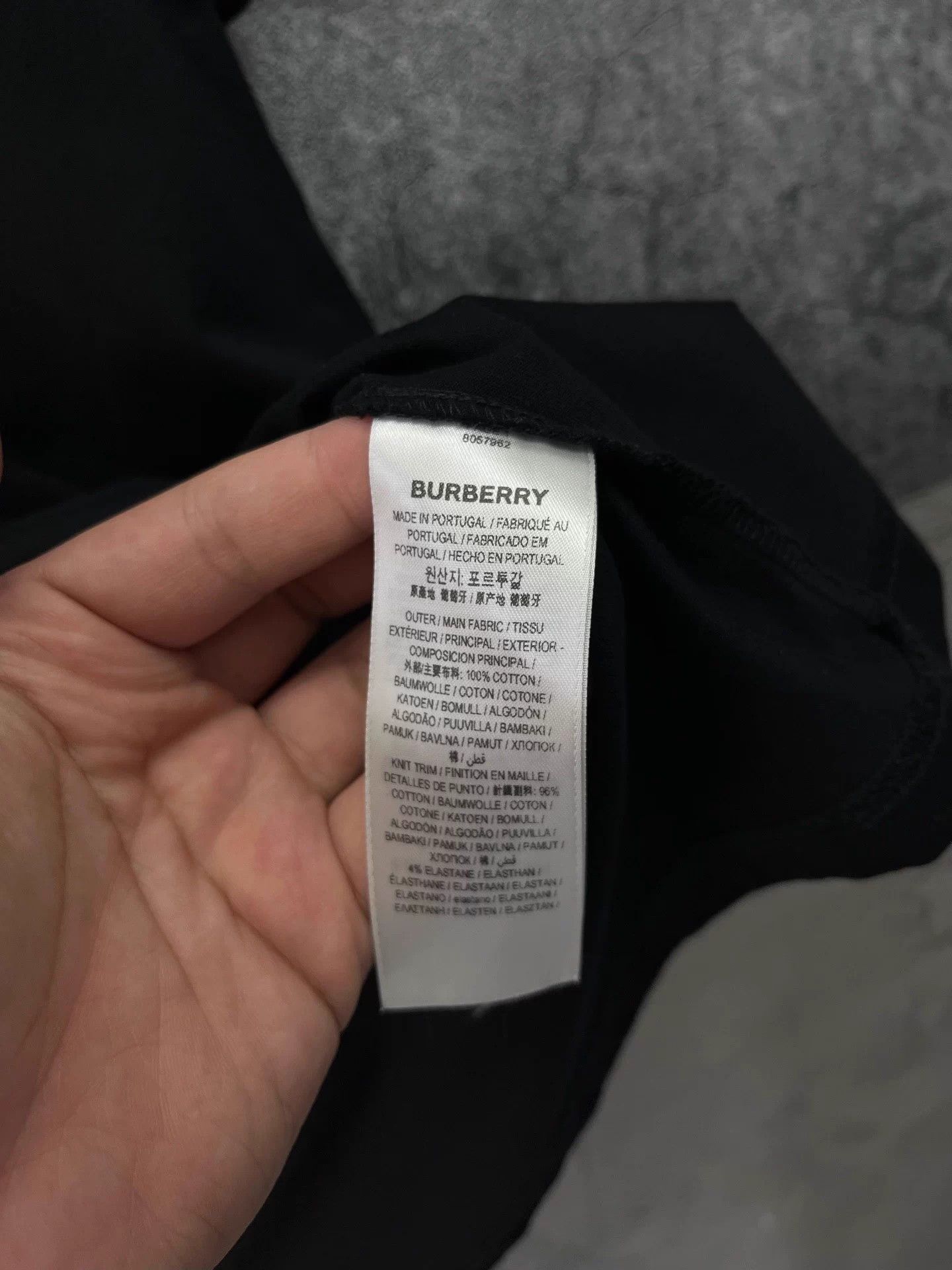 Burberry Burberry FW22 Back Wheat Horseferry Short-Sleeve S 99 New Size US S / EU 44-46 / 1 - 5 Thumbnail