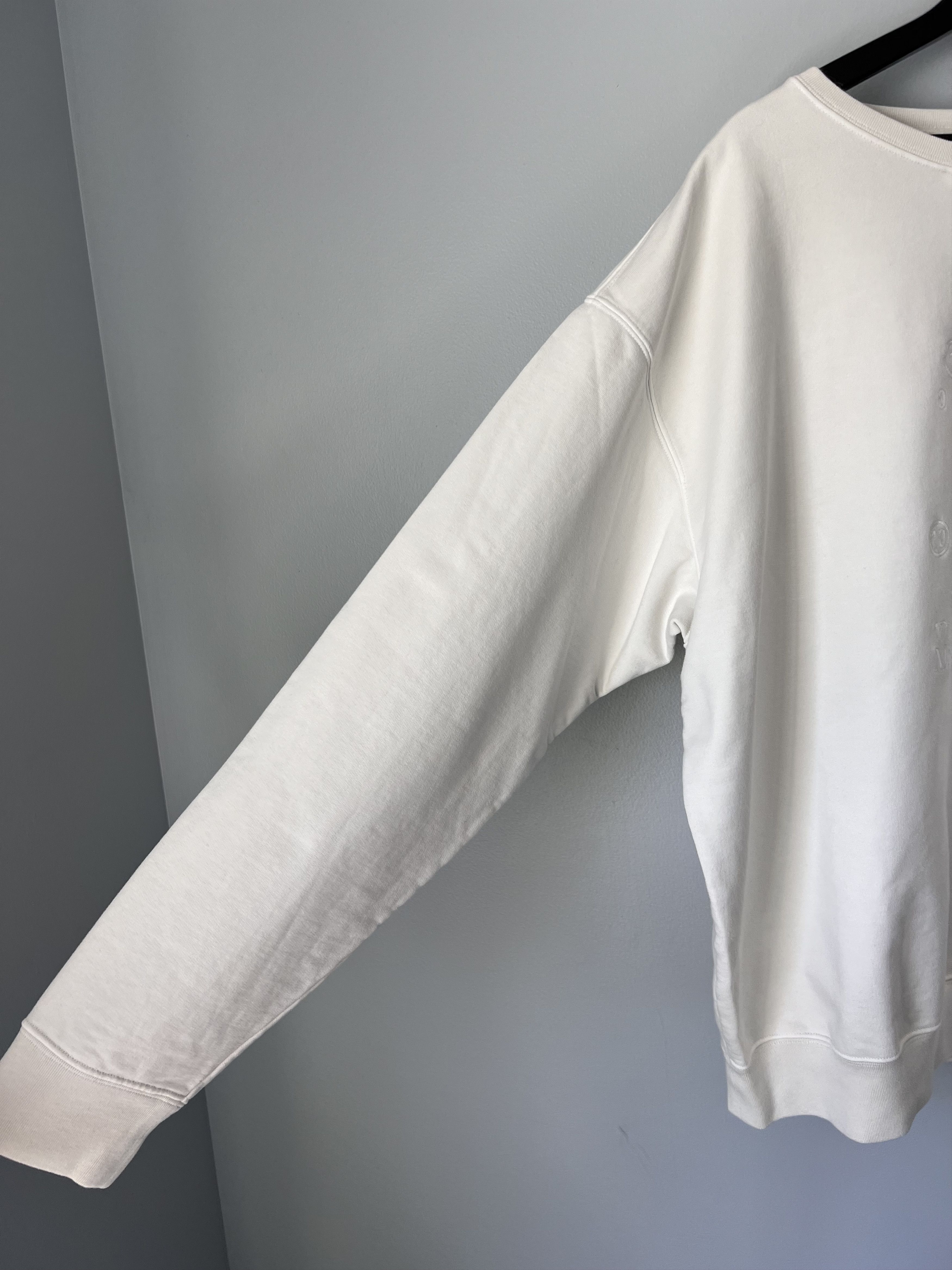 Maison Margiela Maison Margiela Numbers Embroidered Crewneck Sweatshirt Size US XL / EU 56 / 4 - 3 Thumbnail