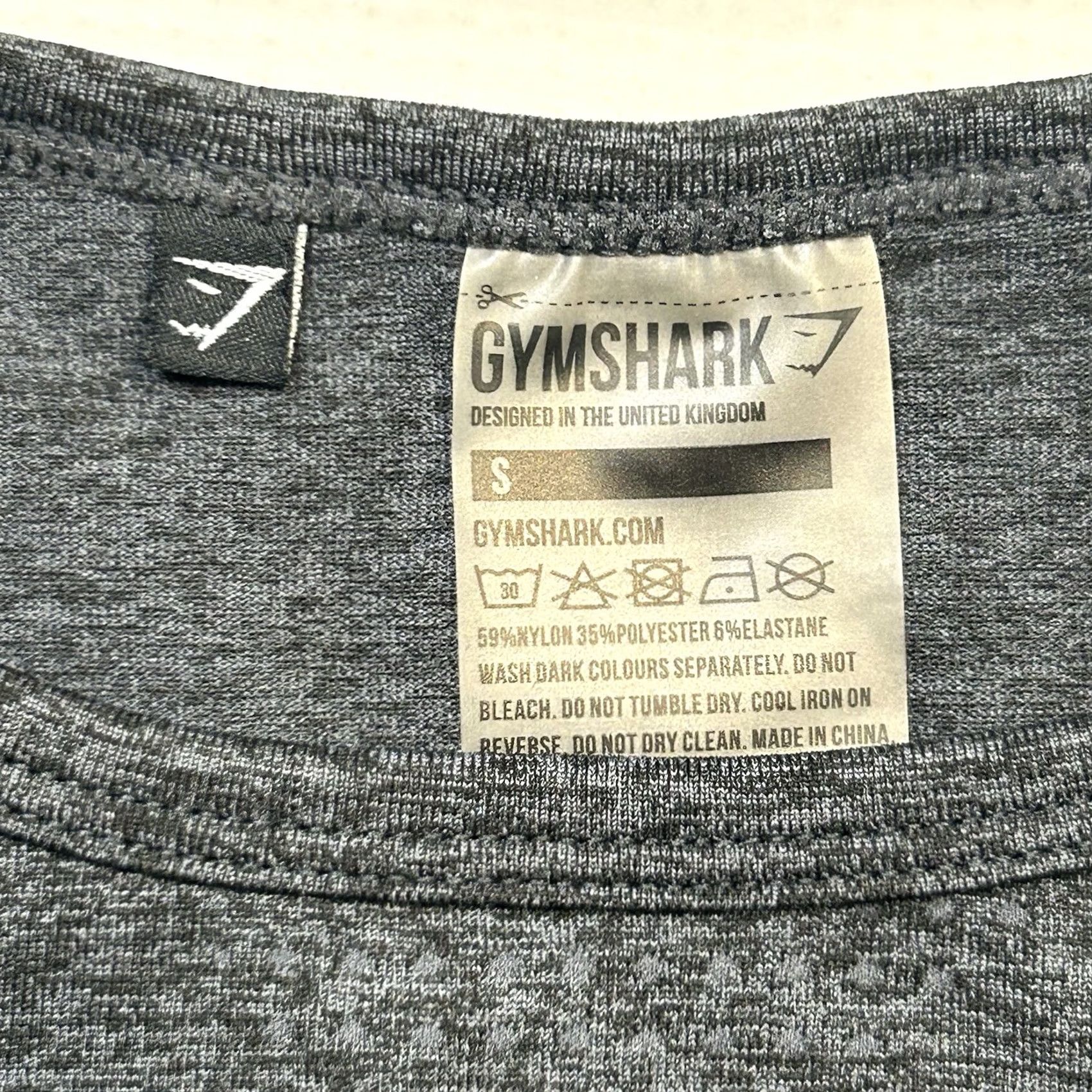 Gymshark Gymshark Adapt Seamless Cropped Top Womens Size S Charcoal Black Shirt Womens XS XS Size S / US 4 / IT 40 - 6 Thumbnail