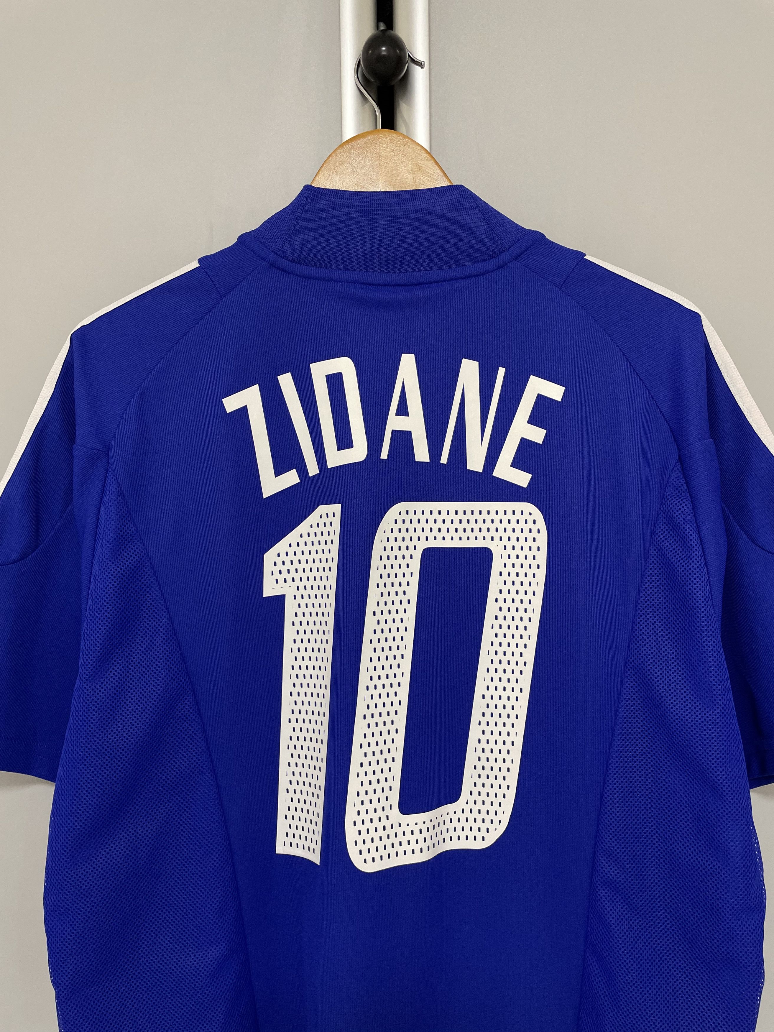 Adidas ADIDAS 2002 France #10 ZIDANE Jersey Soccer Football FFF Size US L / EU 52-54 / 3 - 7 Thumbnail