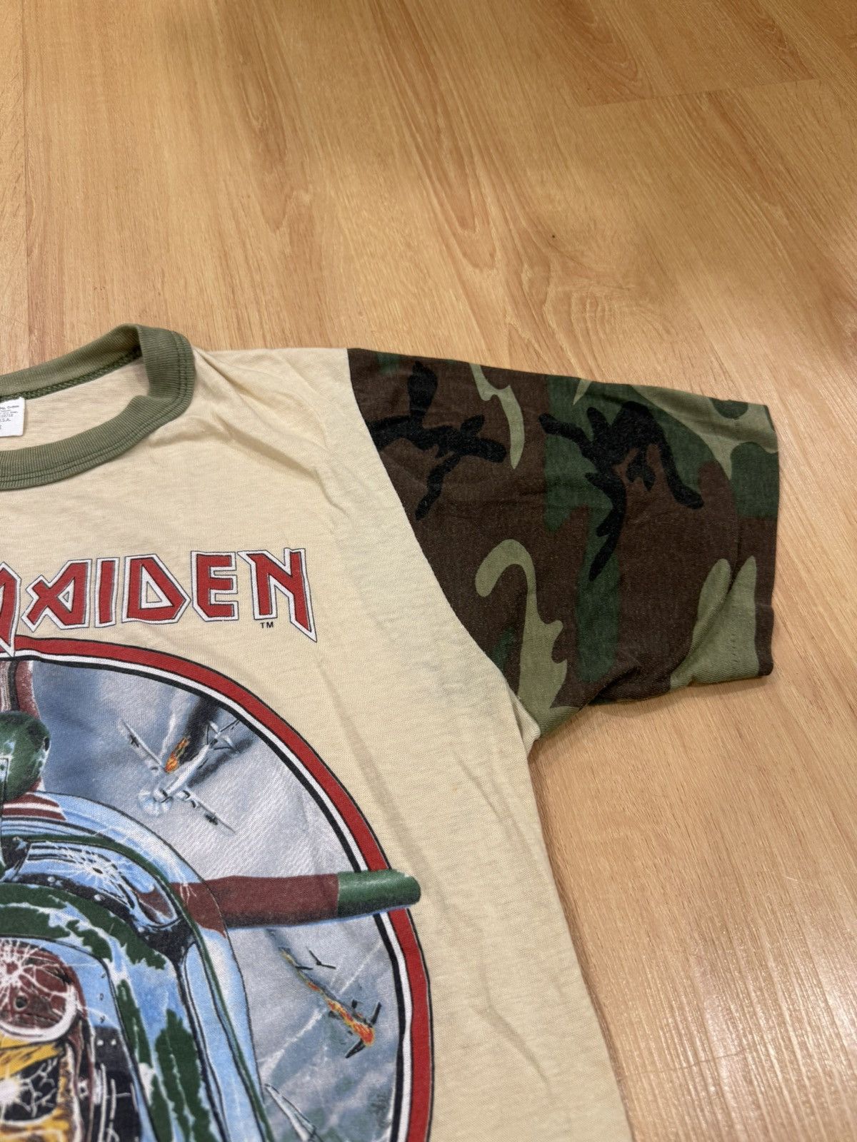 Iron Maiden Vintage 1984 Iron Maiden Tshirt Band Tee Size US S / EU 44-46 / 1 - 6 Thumbnail