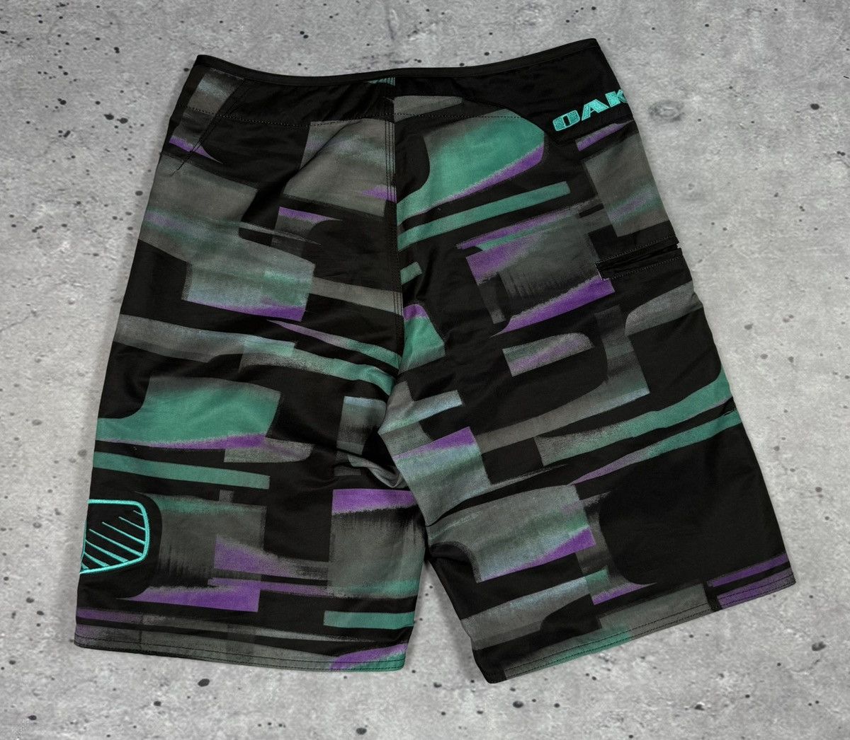 Oakley Oakley Surf Shorts Size 32 Size US 32 / EU 48 - 2 Thumbnail