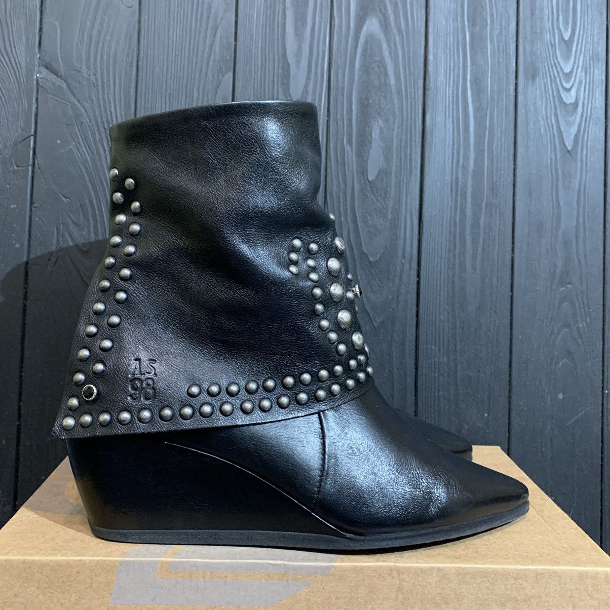 A.S.98 A.S 98 Air Steps Mosher Bootie Size 39 /8.5-9 US 6 UK Size US 9 / IT 39 - 1 Thumbnail