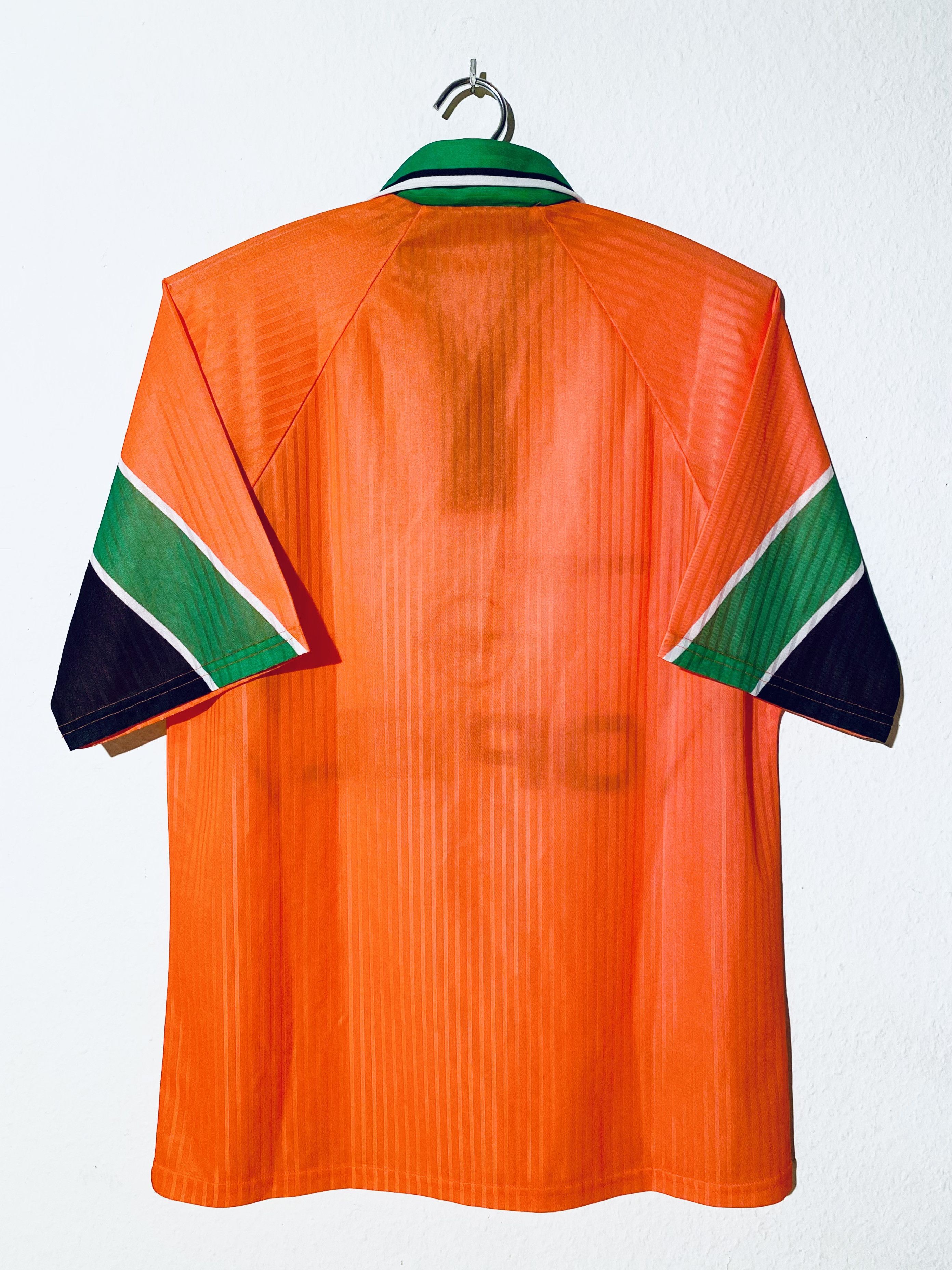 Umbro Ireland 1996 - 1998 Away Jersey 96/98 Size US M / EU 48-50 / 2 - 2 Thumbnail