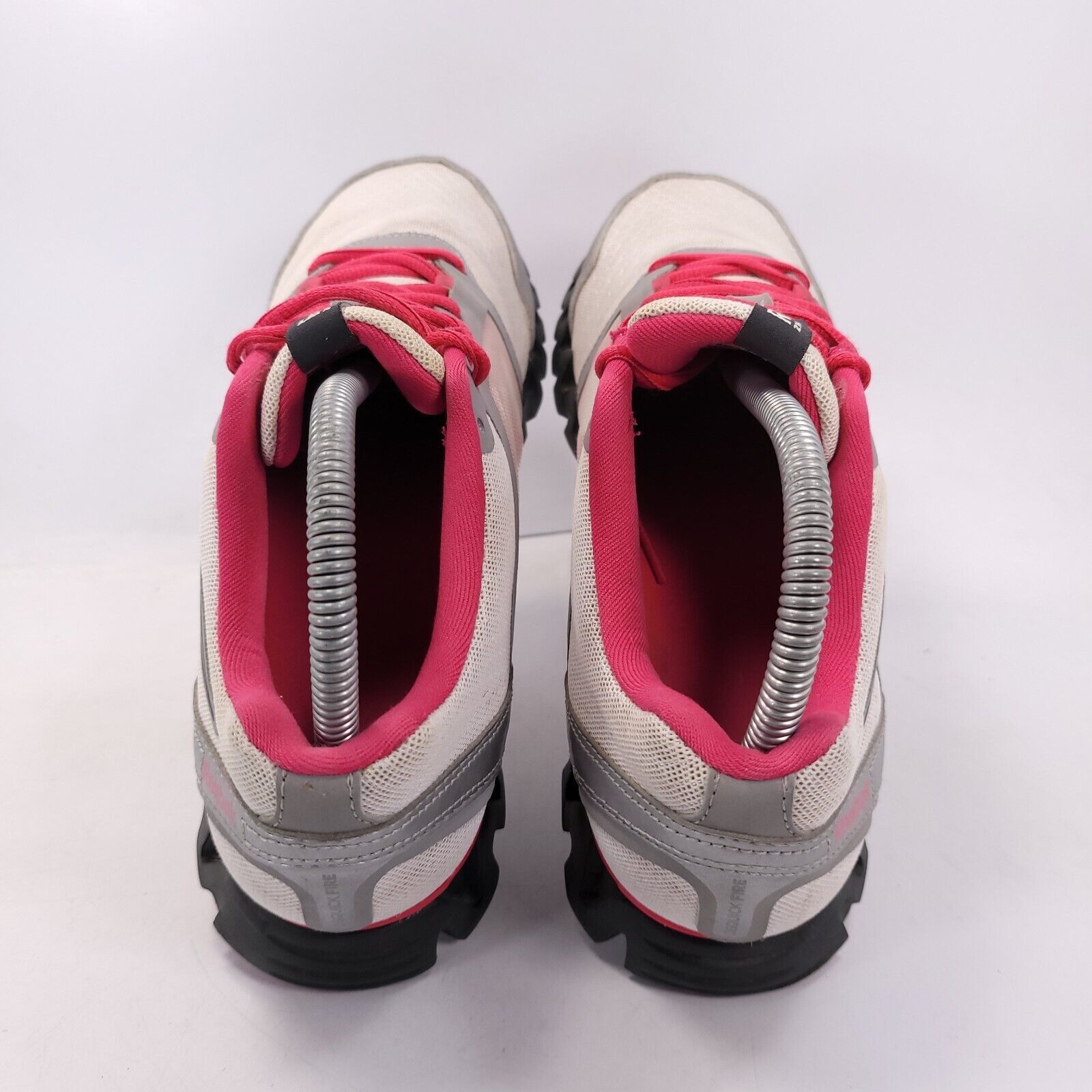 Reebok Reebok Zigquick Fire Shoe Womens Size 8.5 V61014 White Pink Size US 8.5 / IT 38.5 - 4 Thumbnail