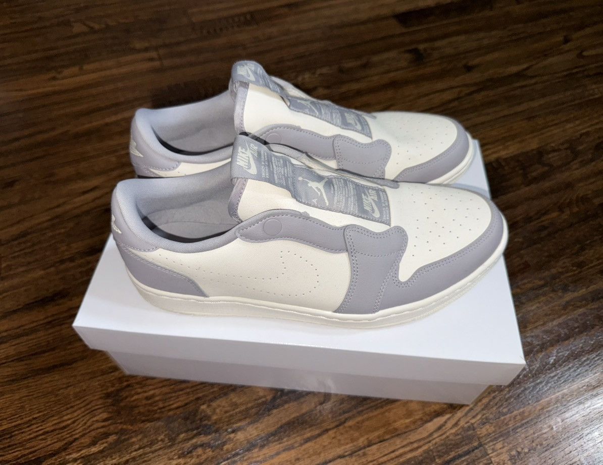 Kith × Nike Air Jordan 1 Low Slip Atmosphere Grey AV3918-005 Men’s 10.5 Size US 10.5 / EU 43-44 - 1 Thumbnail