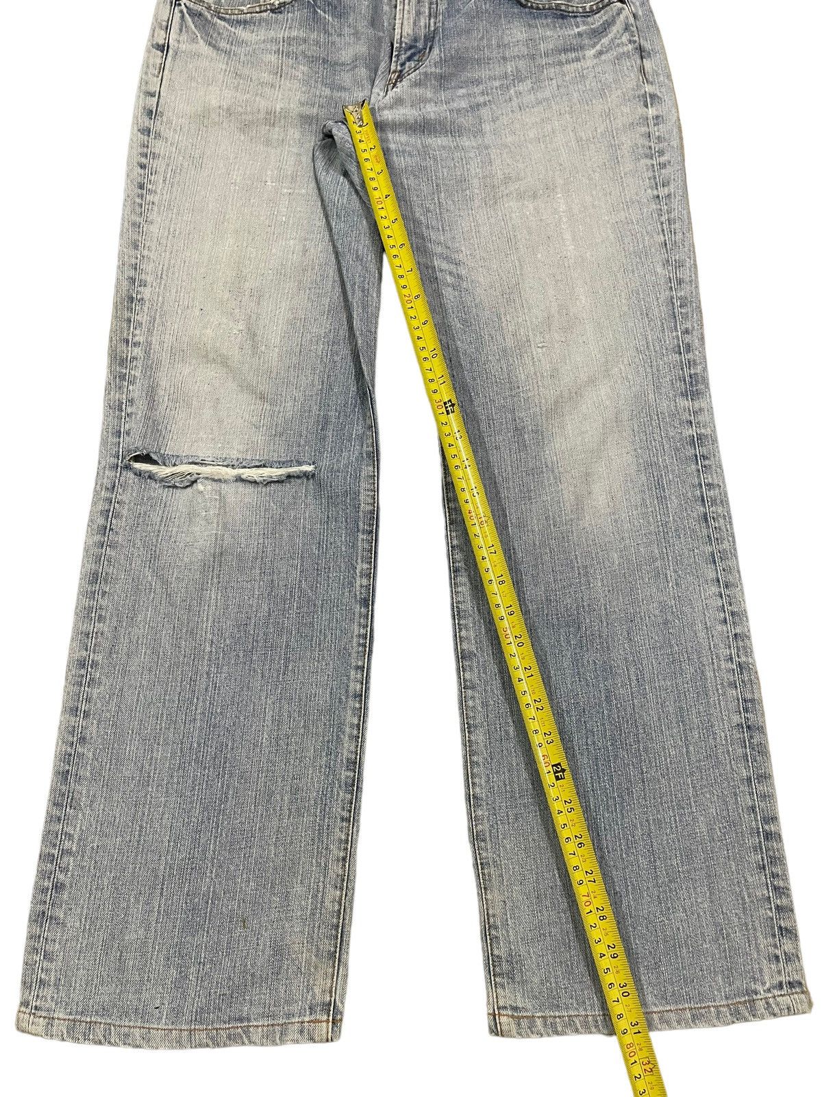 Japanese Brand Vintage Japanese Brand Blue Wash Distress Baggy Jeans Size US 35 - 11 Thumbnail
