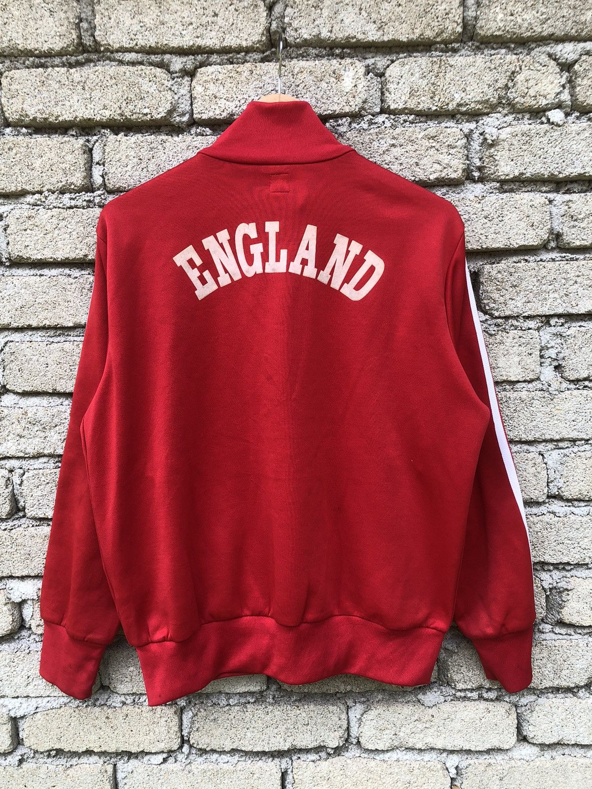 Adidas × Japanese Brand × Vintage RARE Vintage Adidas FIFA England Fullzipper Tracktop Size US L / EU 52-54 / 3 - 11 Thumbnail