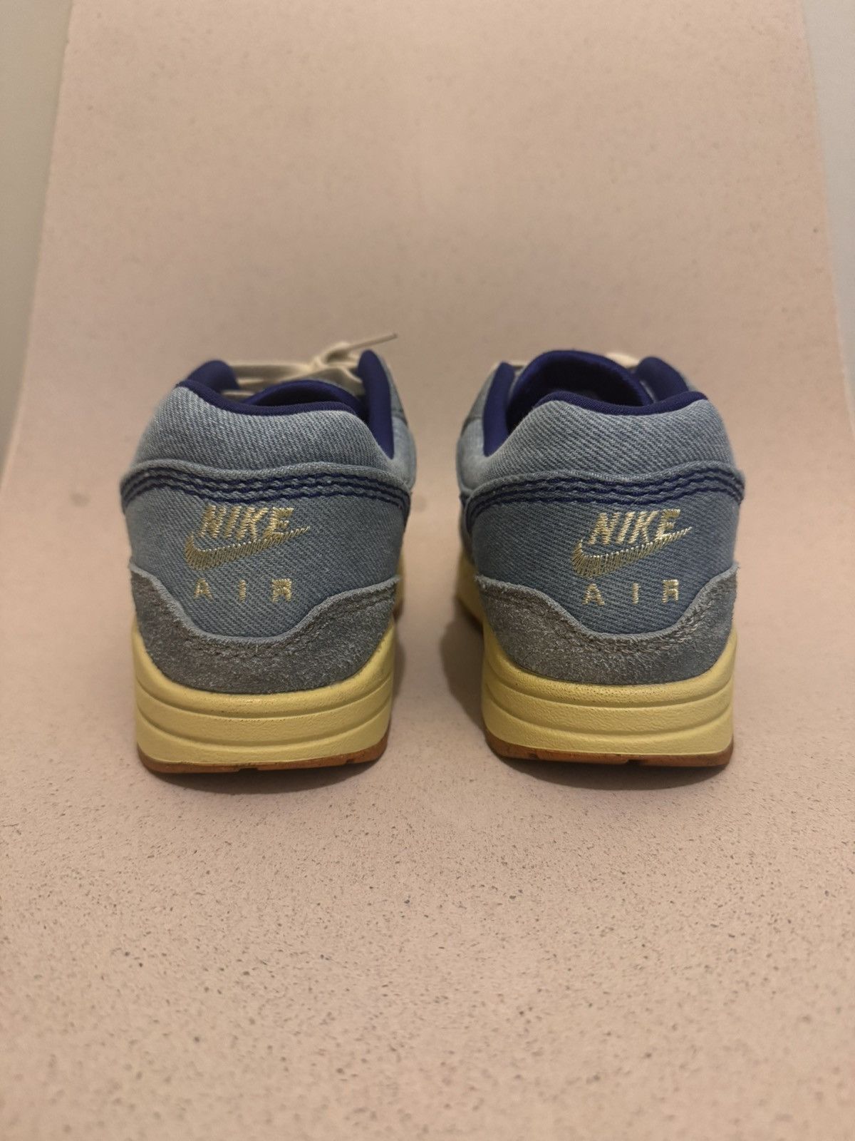 Nike Nike Air Max 1 PRM Dirty Denim Size US 9 / EU 42 - 4 Thumbnail