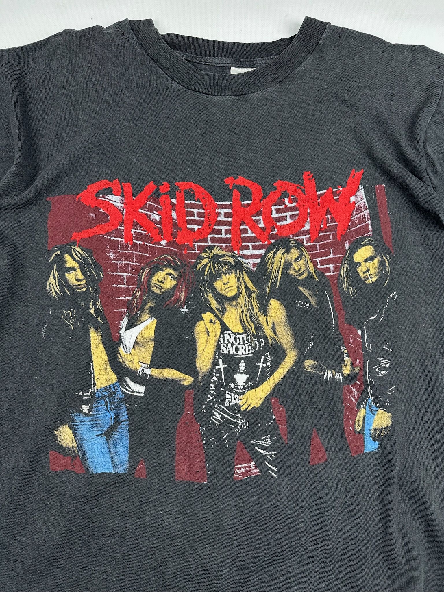 Band Tees Vintage Skid Row Graphic Tee band tshirt Size US M / EU 48-50 / 2 - 4 Thumbnail