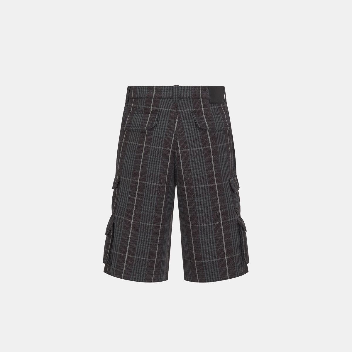 Dior o1bcso1str1224 Bermuda Shorts in Checkered Size US 34 / EU 50 - 2 Thumbnail
