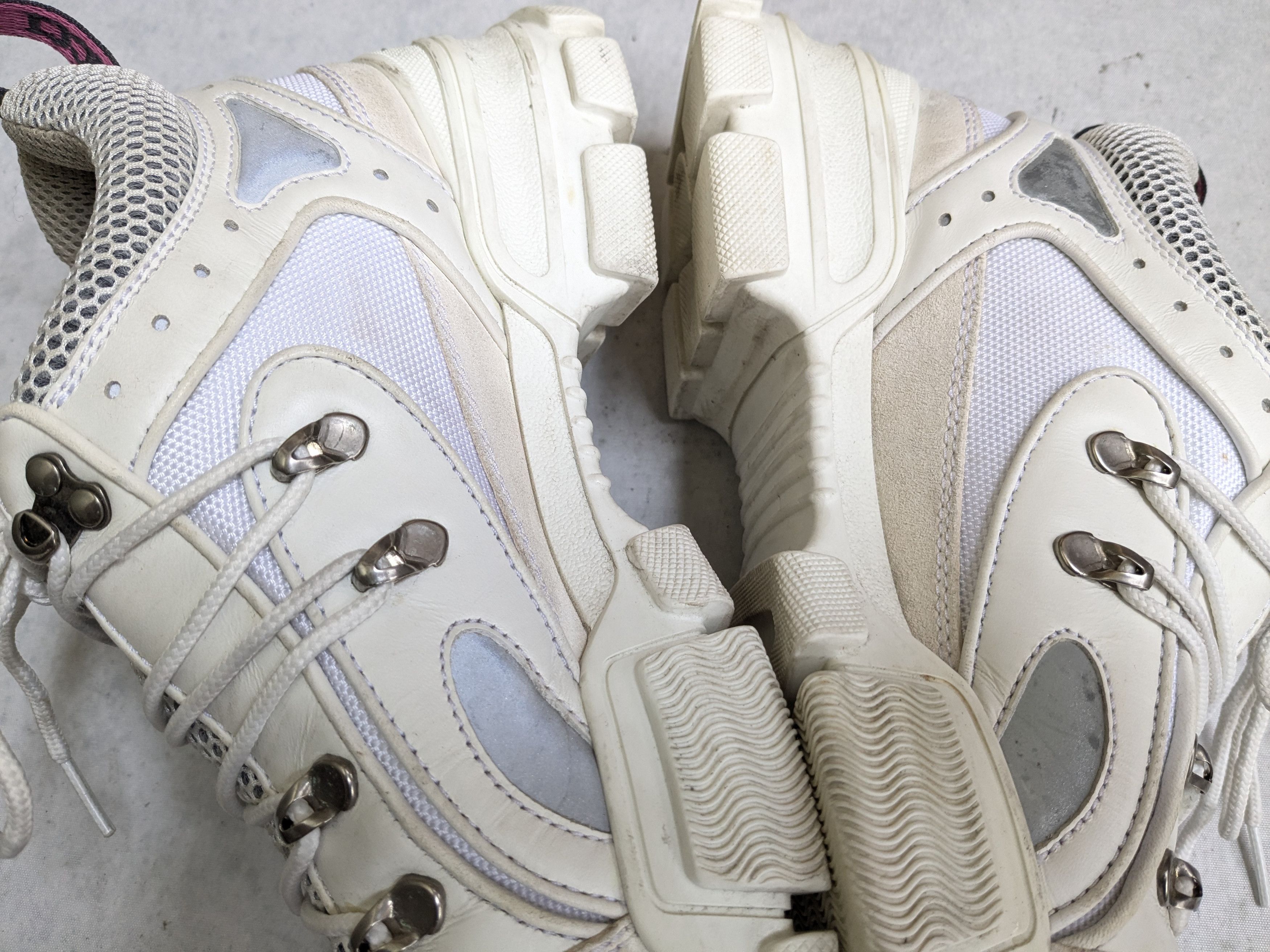 Gucci Gucci Flashtrek Sneakers White 11 Low Tops Size US 11 / EU 44 - 16 Thumbnail