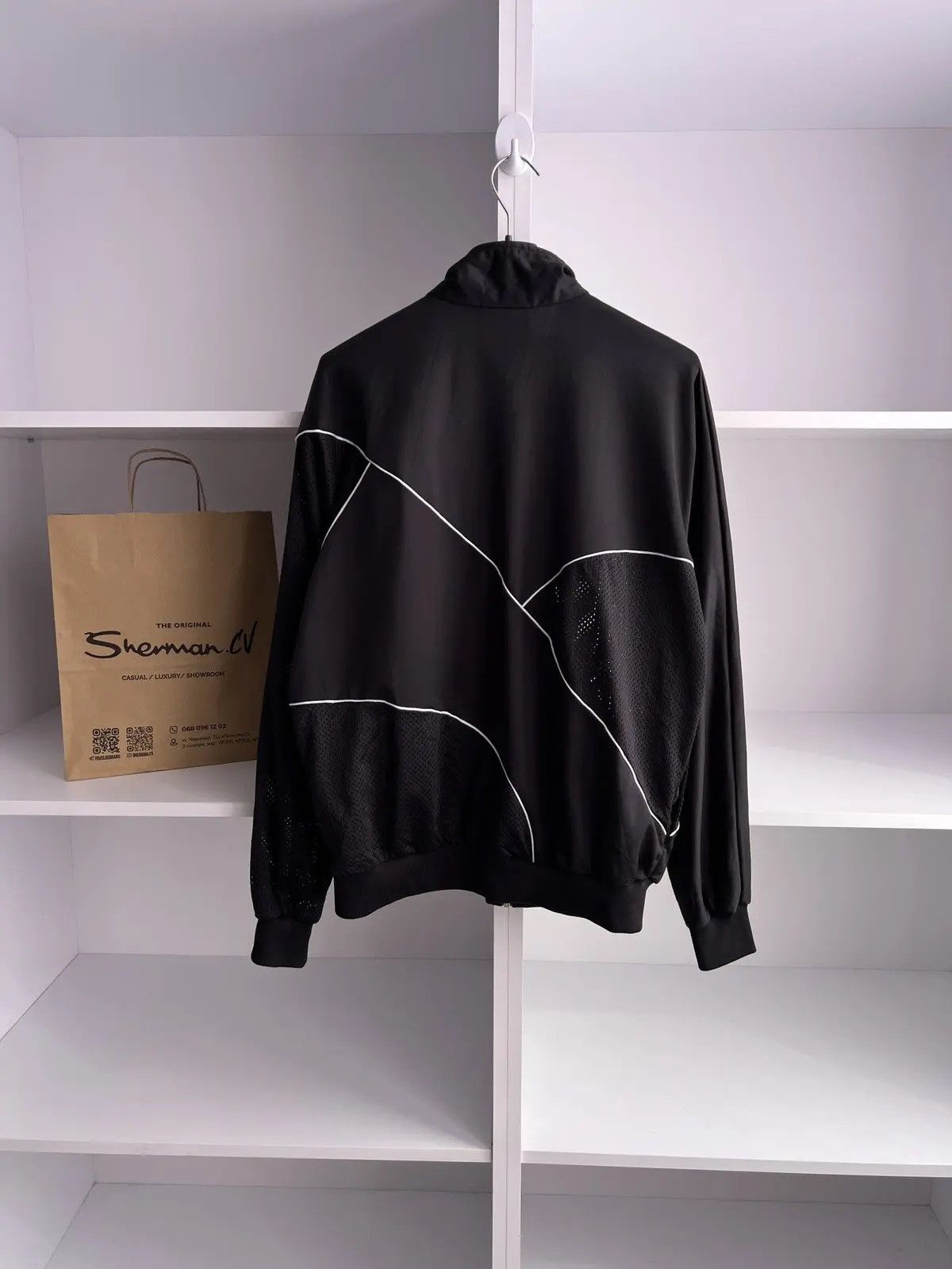 Nike × Vintage Vintage Nike 90s Track Zip Sweatshirt Size US L / EU 52-54 / 3 - 9 Thumbnail