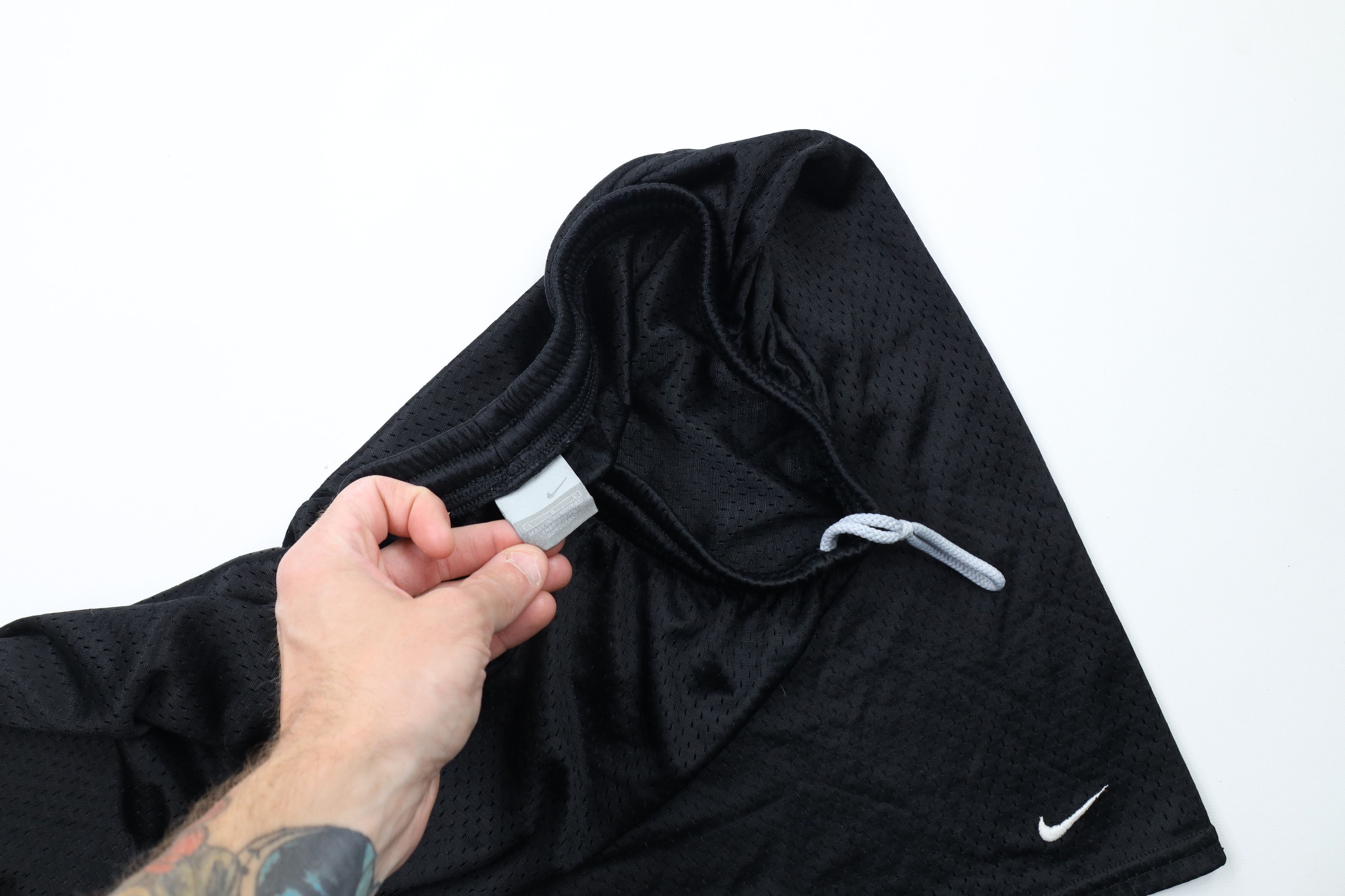 Nike × Vintage Vintage Nike Scott Mini Swoosh Above Knee Mesh Shorts Black Size US 34 / EU 50 - 7 Thumbnail