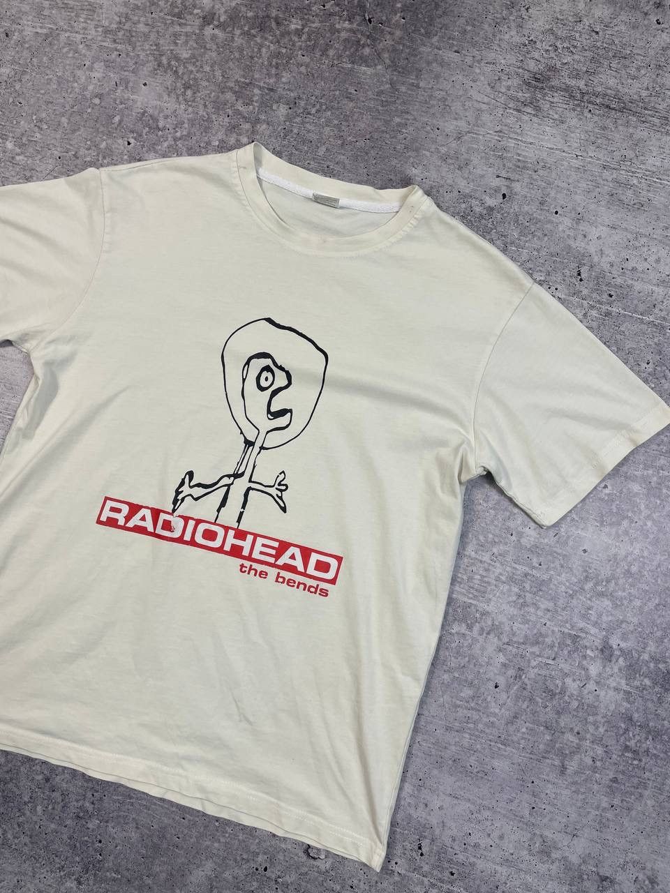 Band Tees Vintage Radiohead The Bends Band Tour Tee T-Shirt Y2K Size US L / EU 52-54 / 3 - 3 Thumbnail