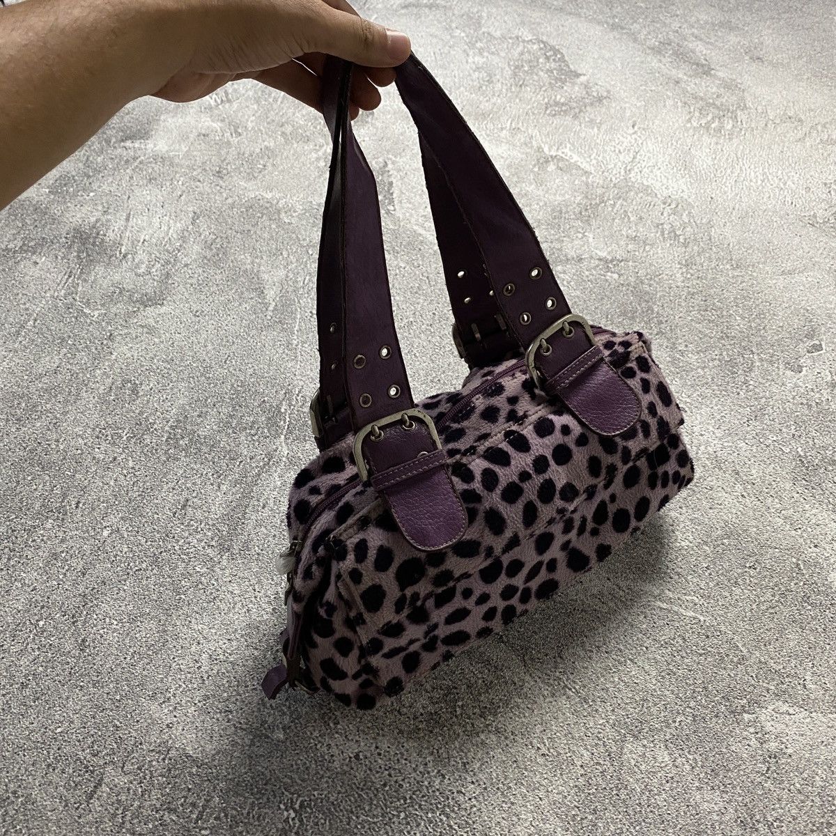 Japanese Brand 2000s Leopard Purple Print Fuzzy Handbag Size ONE SIZE - 3 Thumbnail