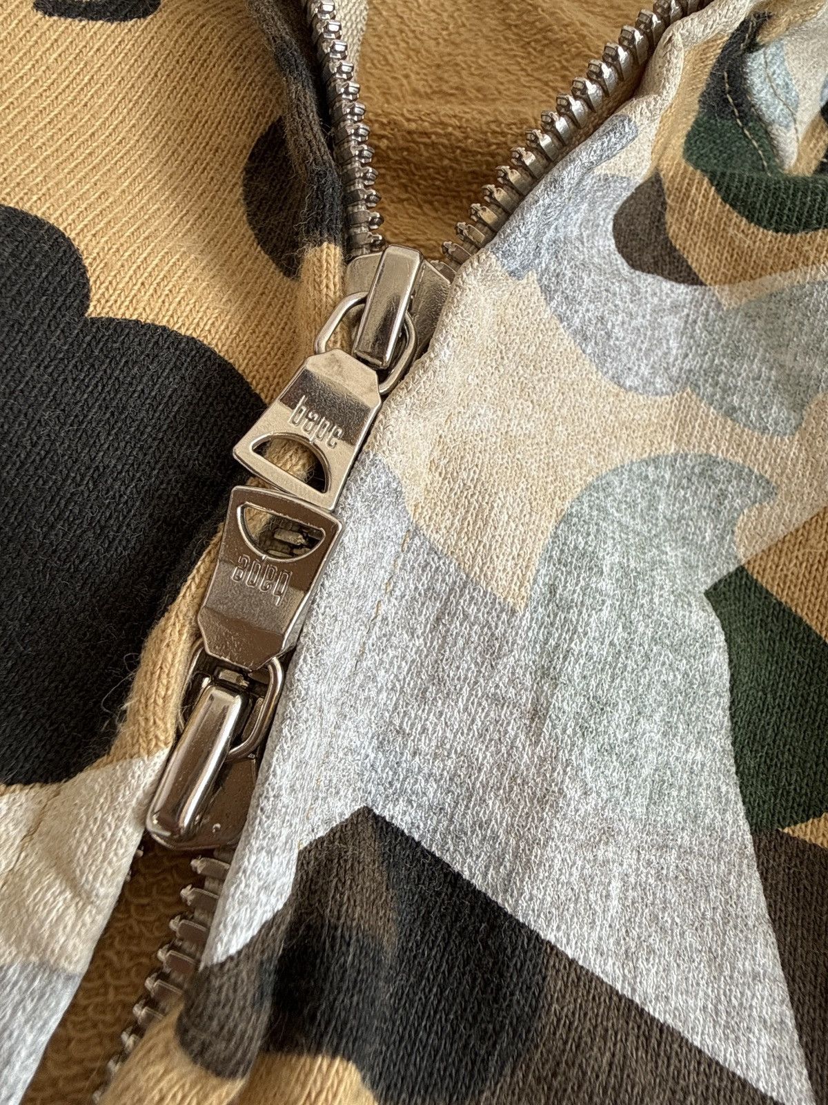 Bape Bape Sta Full Zip Hoodie Nigo 1st Camo a bathing ape star Size US S / EU 44-46 / 1 - 7 Thumbnail