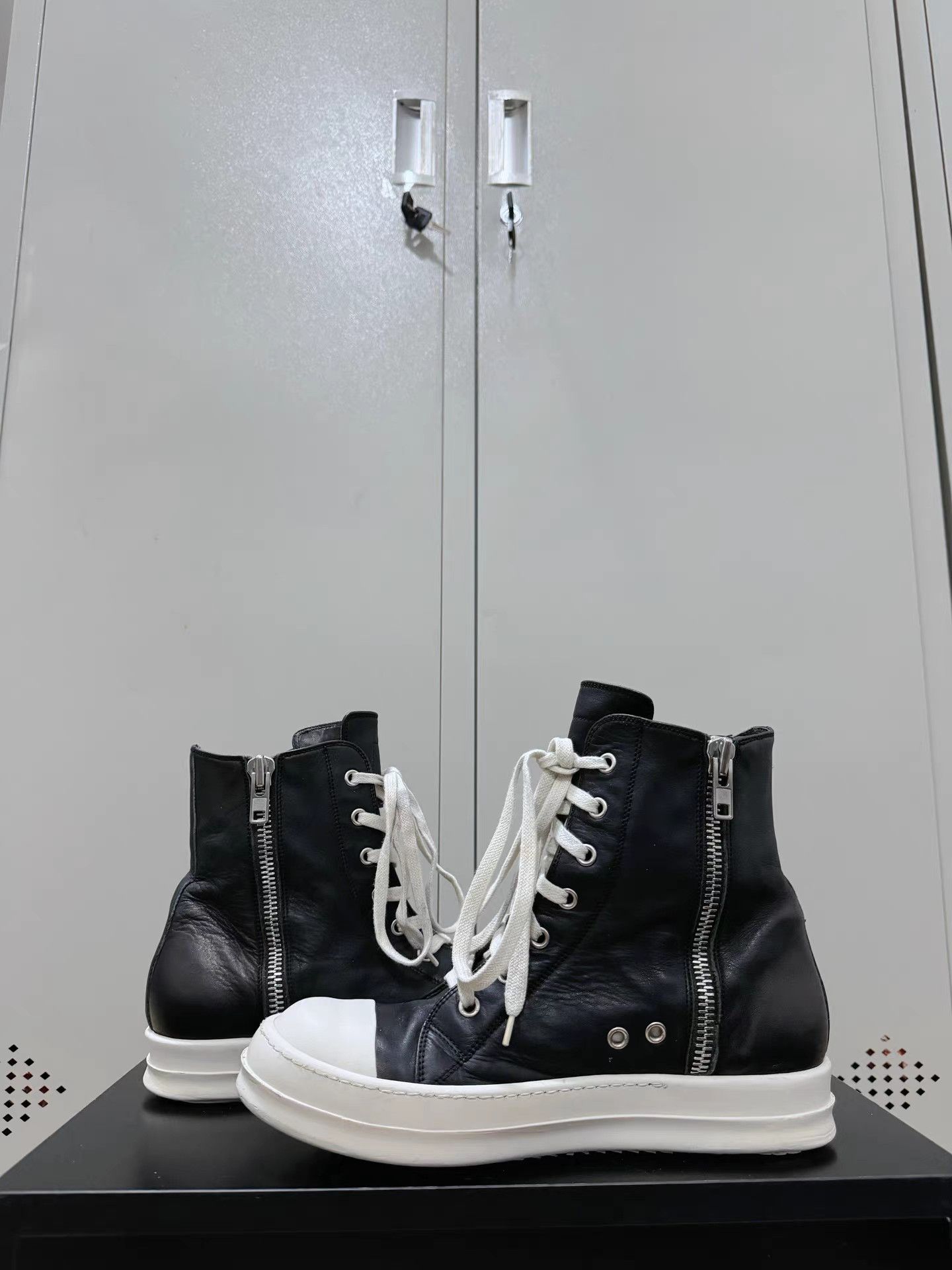 Rick Owens Rick Owens mainline leather Converse high-top sneakers Size US 6 / EU 39 - 5 Thumbnail