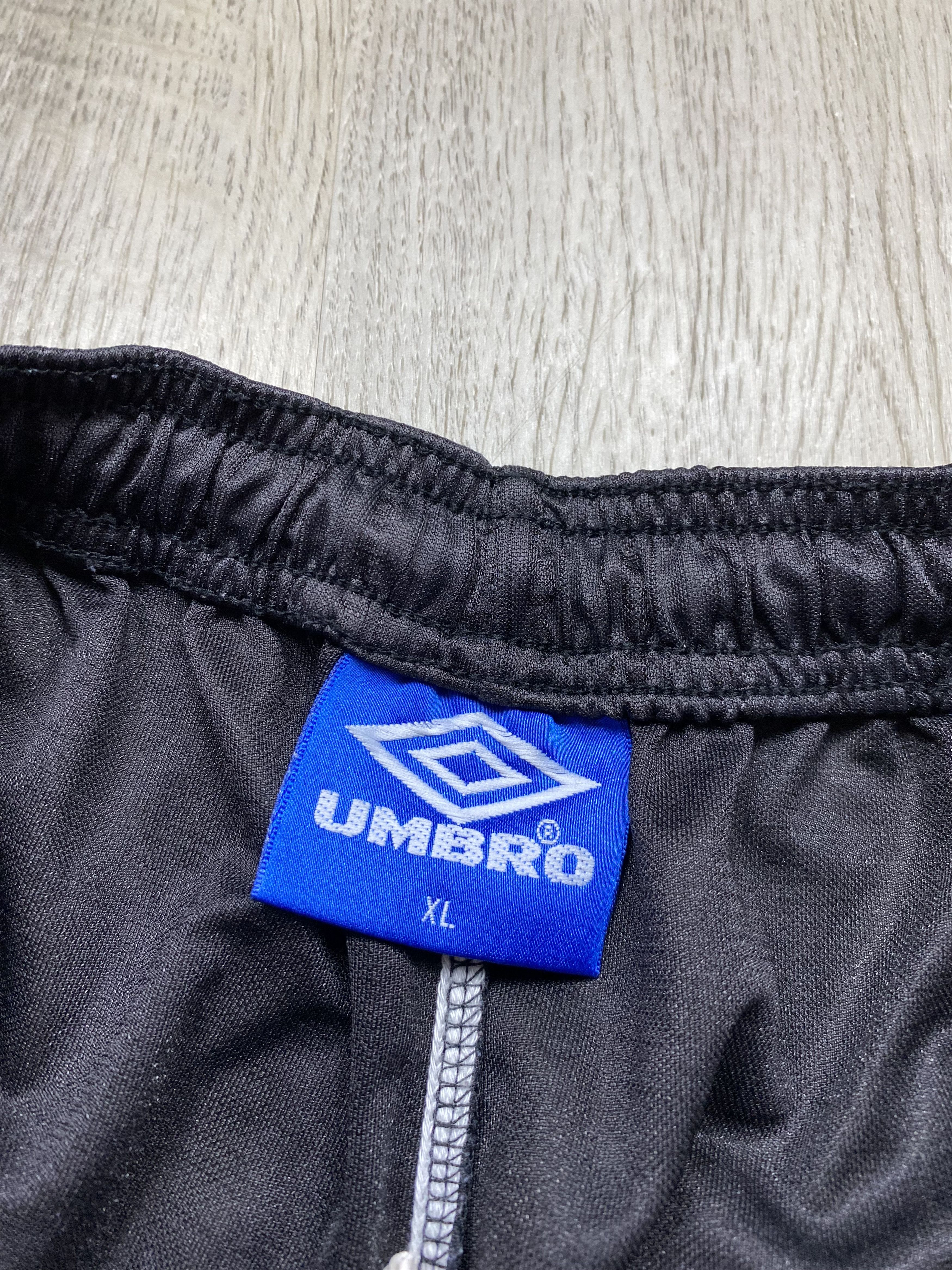 Umbro Umbro 90s Vintage Mens Shorts Y2K Size US 36 / EU 52 - 4 Thumbnail