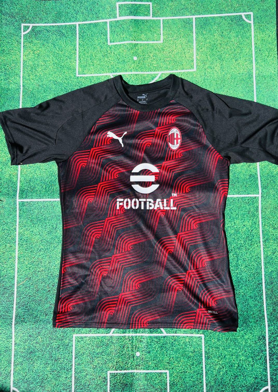 Puma AC MILAN 22/23 TRAINING JERSEY ⚫️🔴🇮🇹 Size US M / EU 48-50 / 2 - 1 Thumbnail
