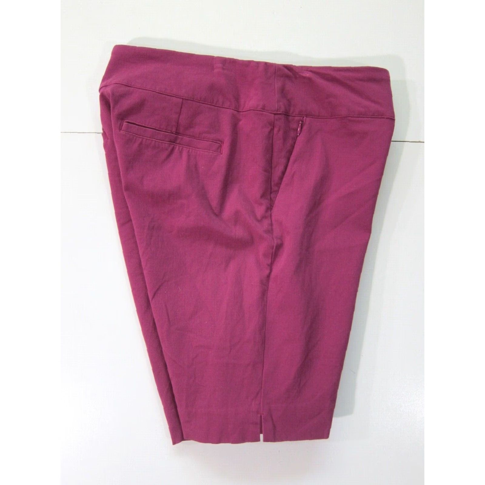 Soft Surroundings Soft Surroundings Pink Cotton Stretch Bermuda Short Women S Short Size 28" / US 6 / IT 42 - 7 Thumbnail
