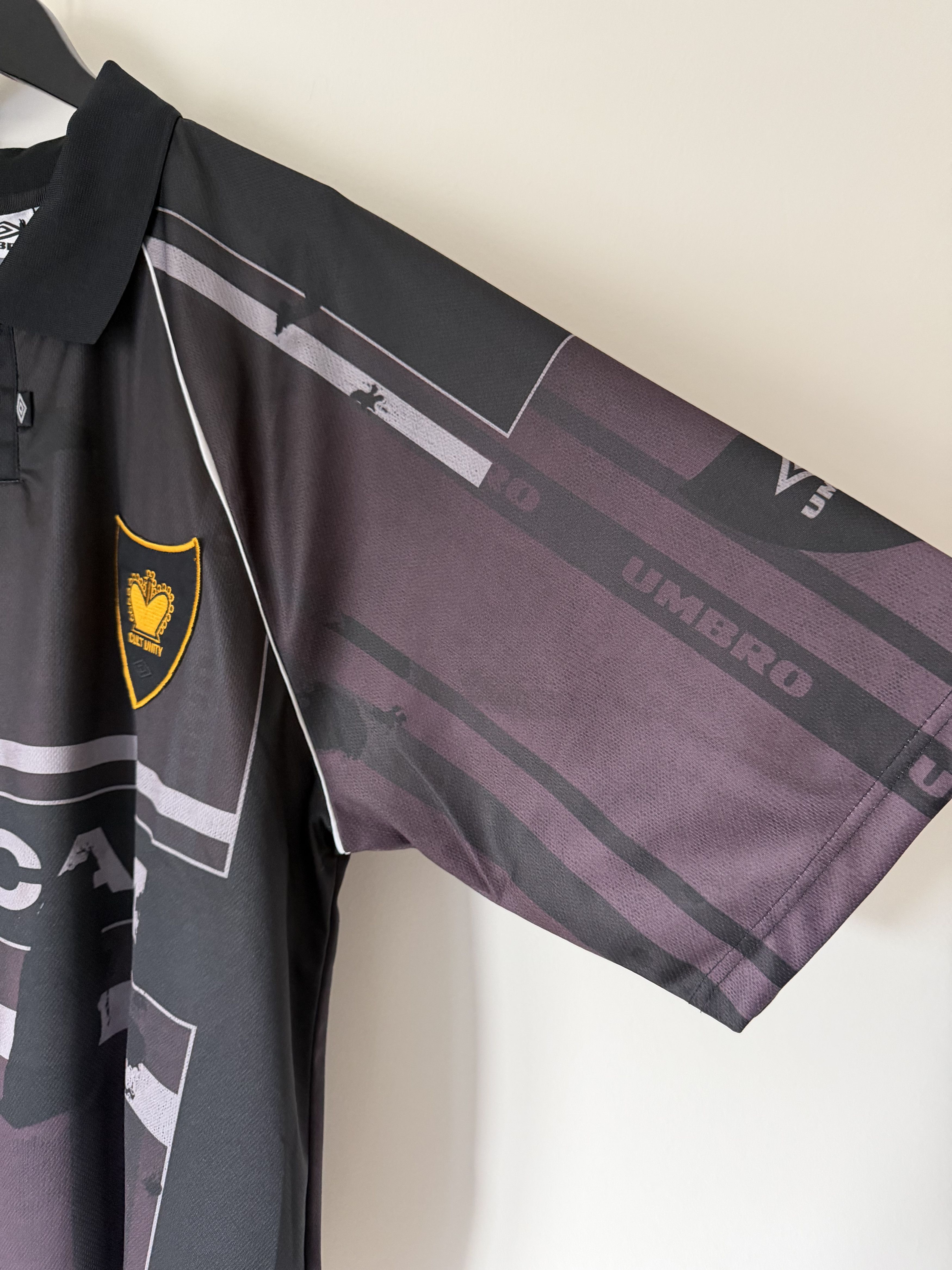 Slam Jam × Umbro Umbro Penalty Culture Distressed Spycam Polo in Purple Size US L / EU 52-54 / 3 - 3 Thumbnail